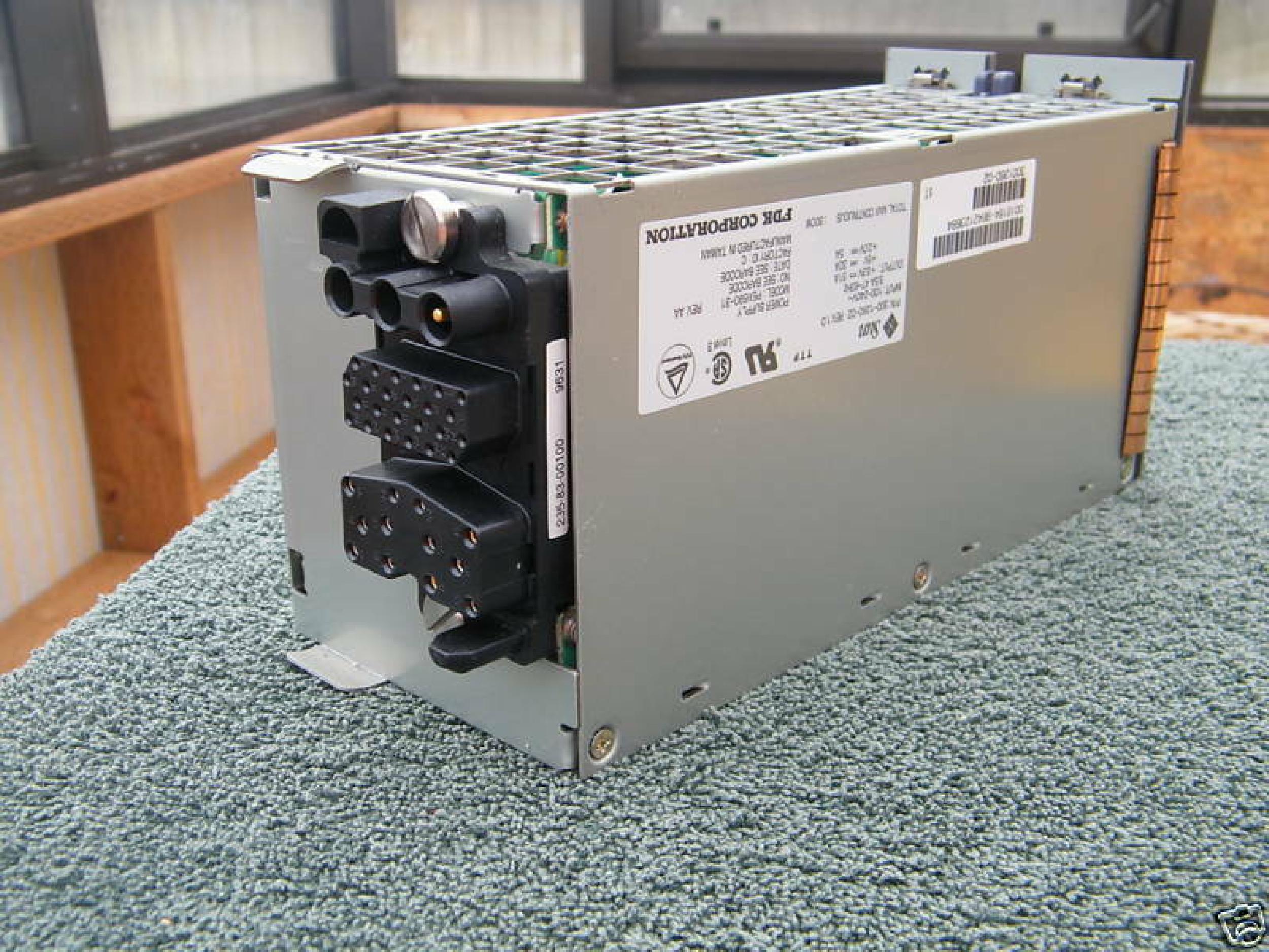 SUN MICROSYSTEMS PEX690-31 300W POWER SUPPLY