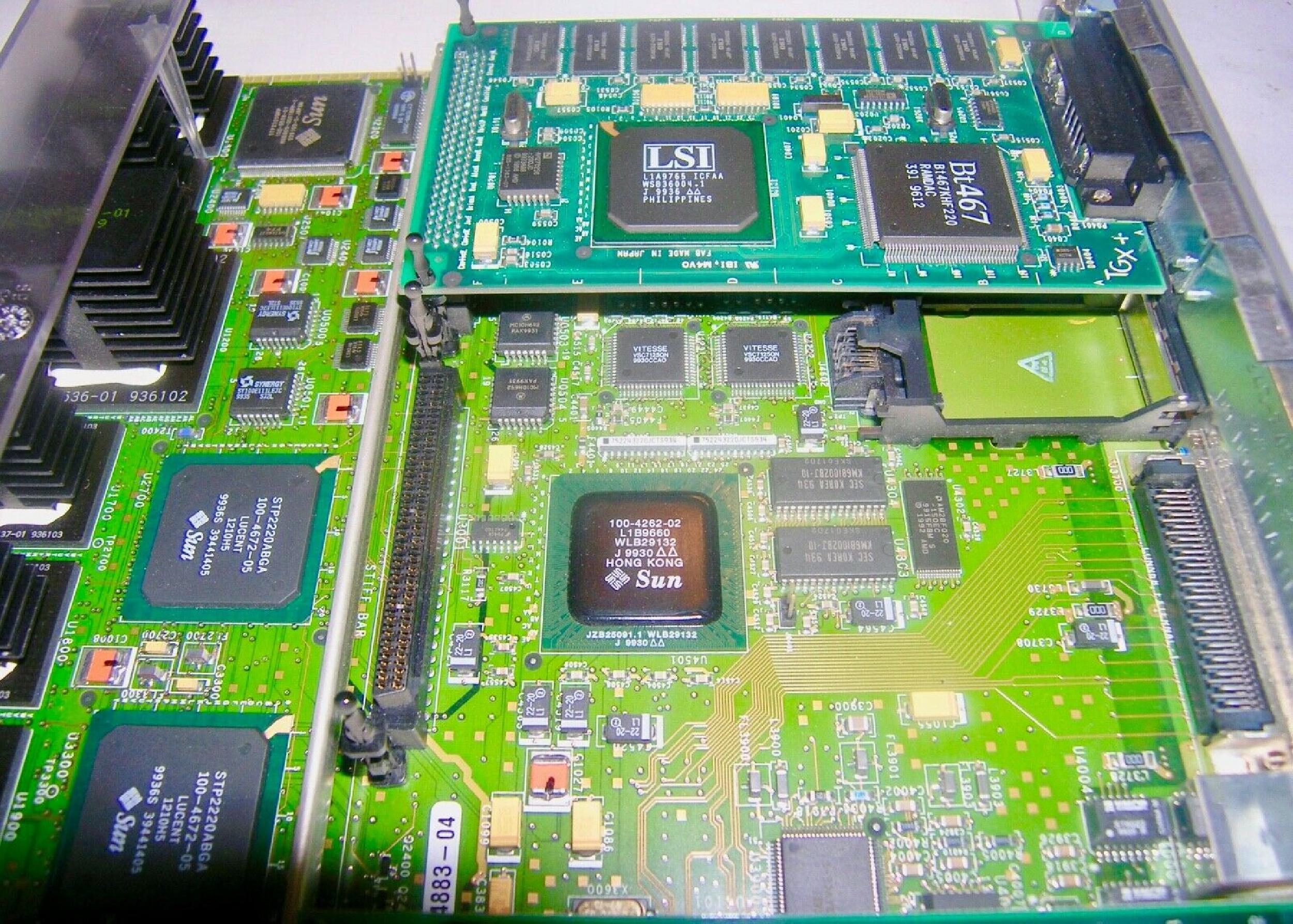 SUN MICROSYSTEMS 501-4883-04 CPU/MEMORY BD WITH DUAL 400MHZ CPU