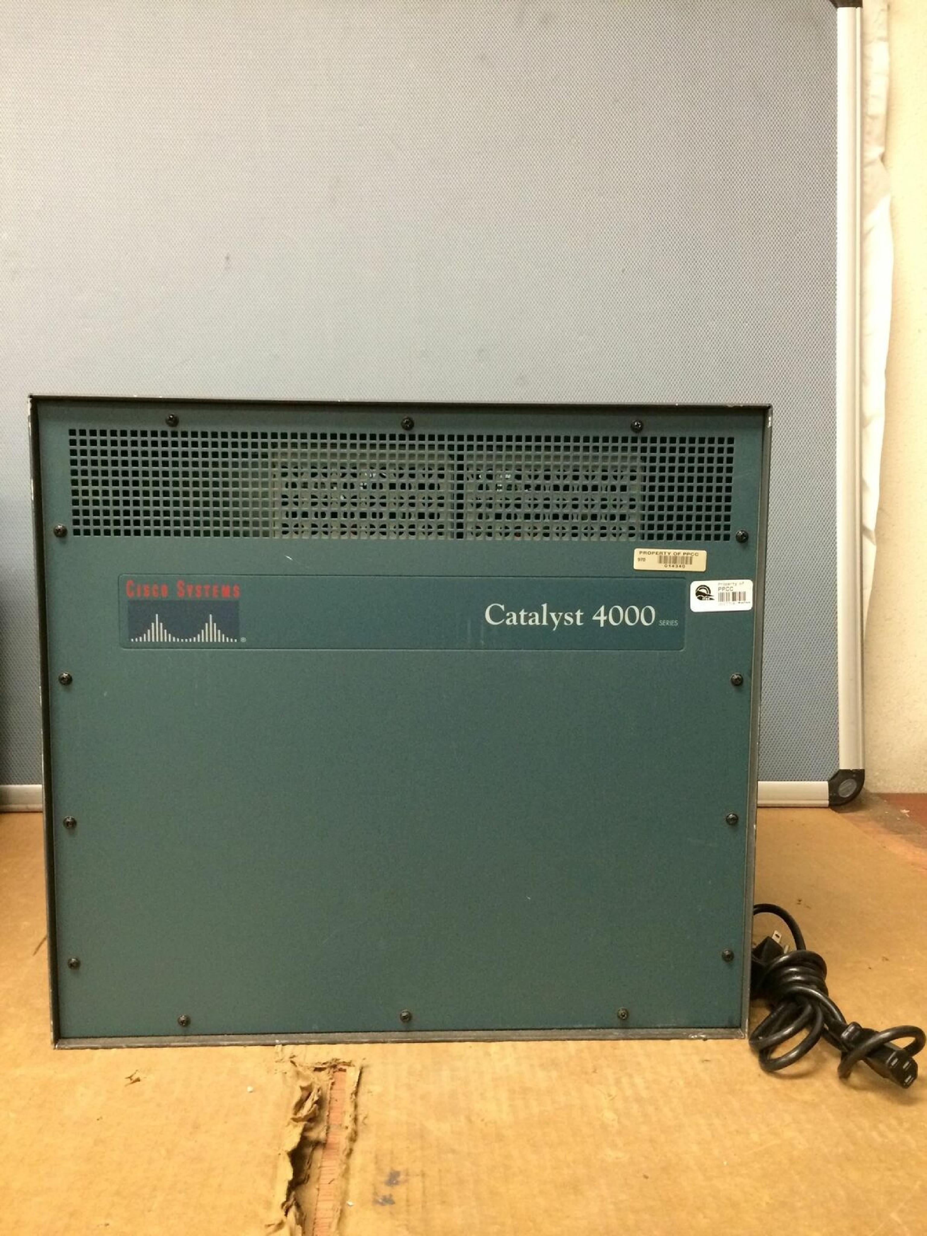 CISCO SYSTEMS WS-C4006 CATALYST 4006 CHASSIS 3 POWER SUPPLIES 