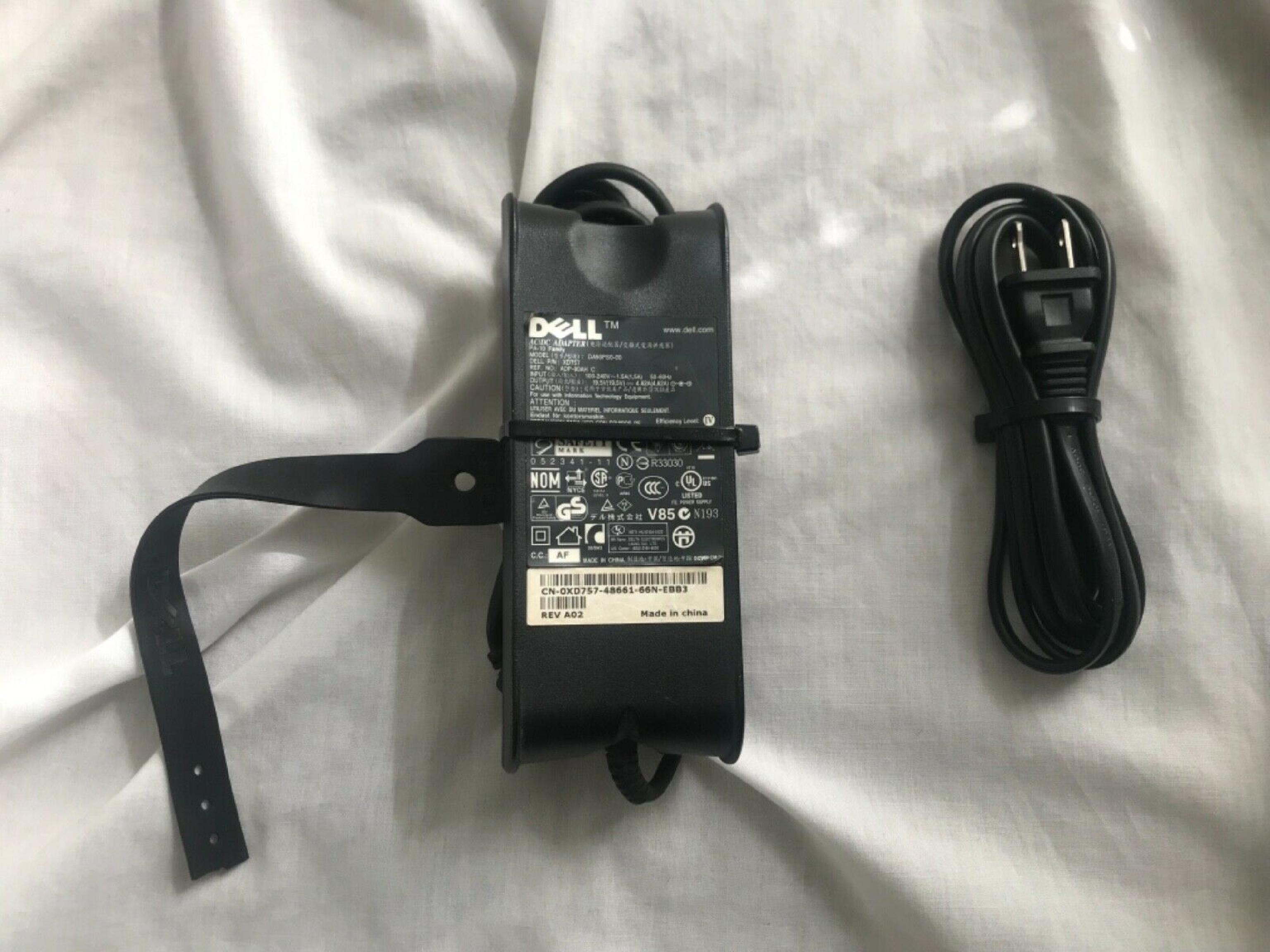 DELL ADP-90AH C AC ADAPTER 19.5VDC 4.62A WITH OD: 7.35MM ID: 5.15MM DESKTOP STYLE INSIDE POLE POSITIVE PA-10 FAMILY