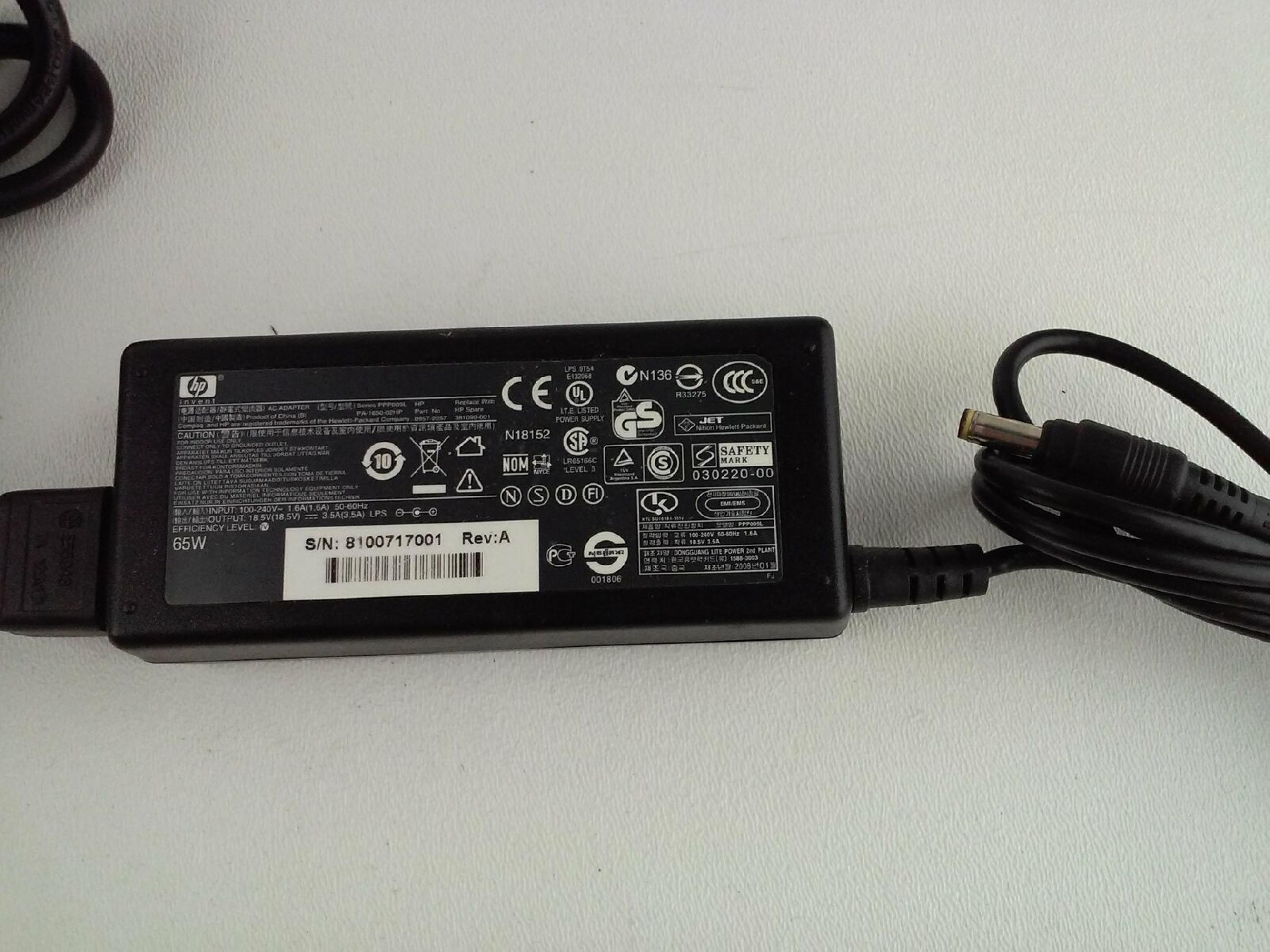 COMPAQ / HEWLETT PACKARD / HP PA-1650-02 AC ADAPTER 18.5VDC 3.16A WITH OD: 4.75MM ID: 1.85MM DESKTOP STYLE INSIDE POLE POSITIVE SERIES PPP008L