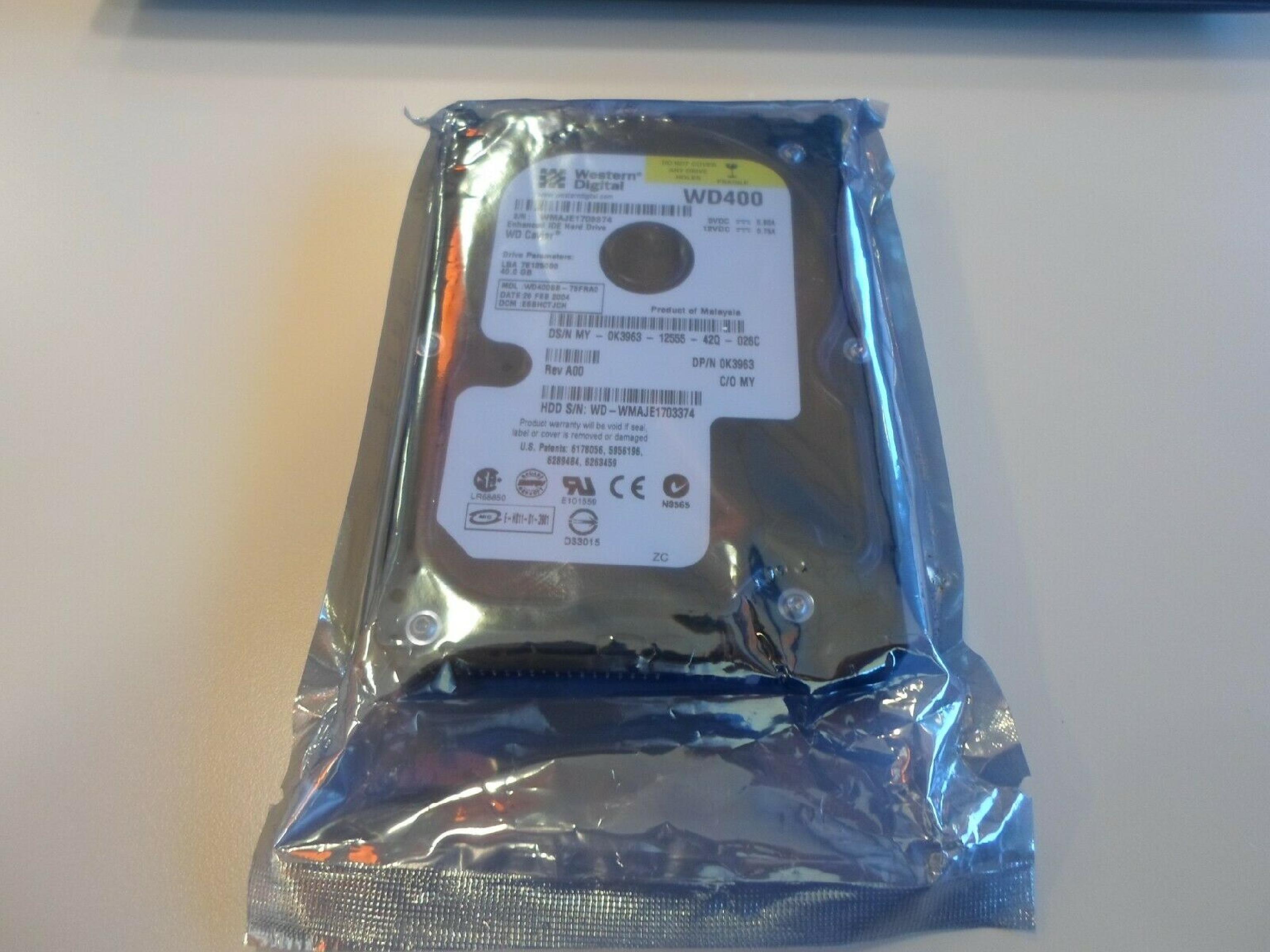 WESTERN DIGITAL / WD WD400BB 40GB IDE HD LBA 78165360 DATE 06 MAY 2006 DCM HSCHCTJAA 78156288 OCT 2007 HSCHNTJCH 07 AUG DSBHNTJAHN 11 DEC HSBHNTJEAN 20 JUL ESCANTJCA 10 MAR HSBHCTJCH REV A00 CAVIAR JUN DSBHCTJEH 25 HSCHNTJAH