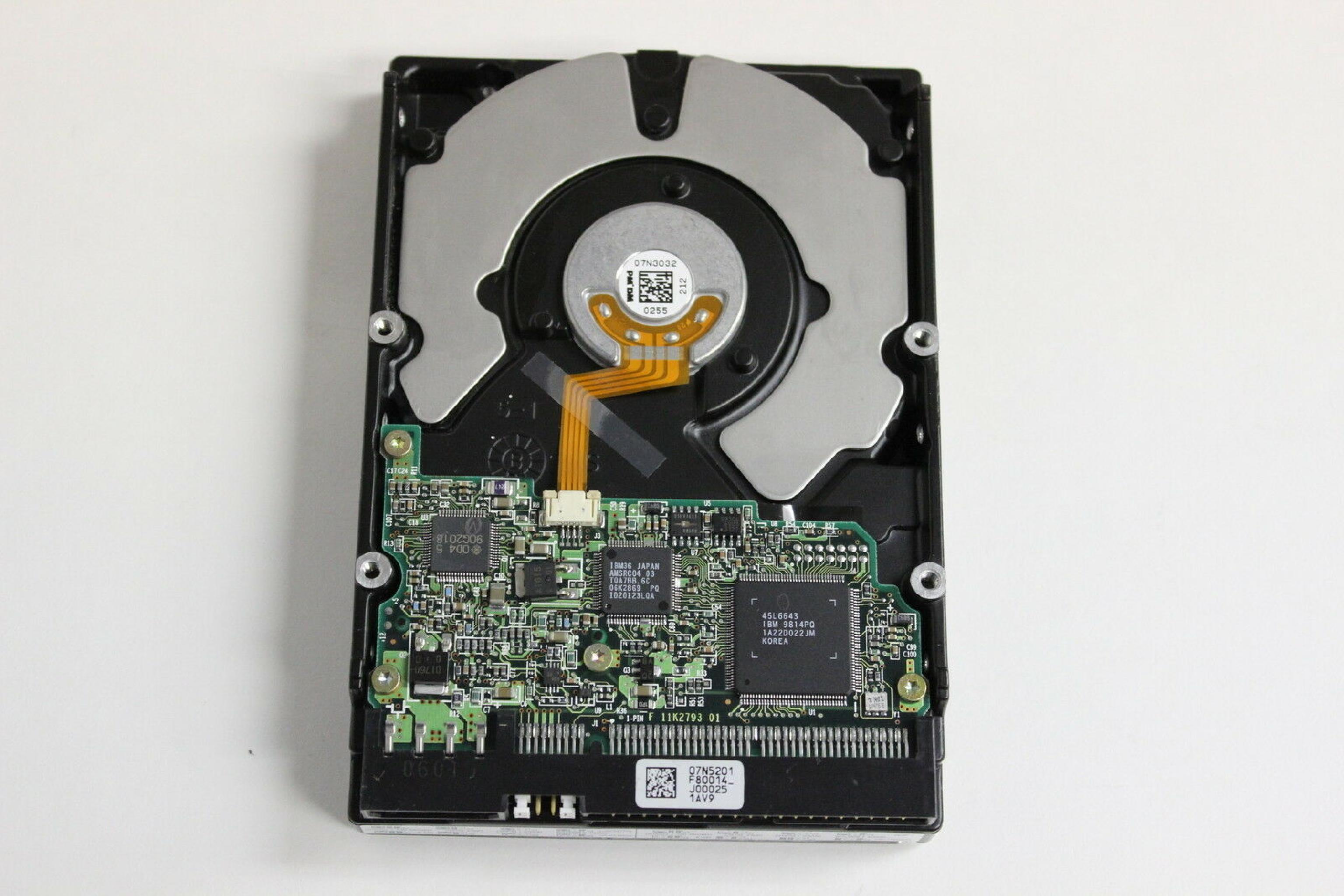 WESTERN DIGITAL / IBM / WD 19K1560 20GB IDE HD LBA 39102336 DATE 10 DEC 2002 DCM HSBANV2A DSCANV2A REV A00 PROTEGE HSCANV2A 15 APR DRIVE 39062500 13 JUN 2003 DSBACV2CA 05 DSBBCV2C 17 JAN DSBHNV2C