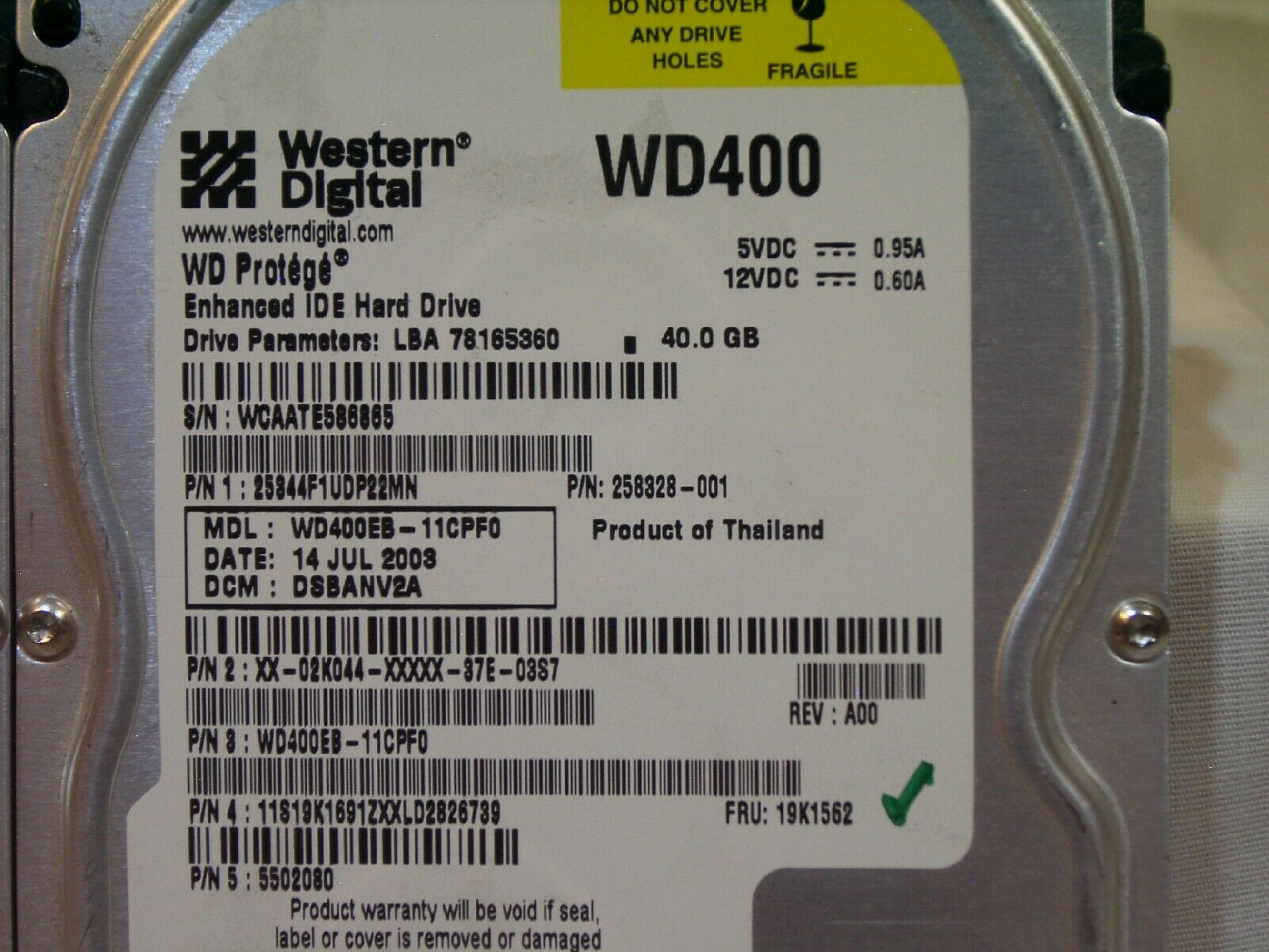 WESTERN DIGITAL / WD WD400EB-11CPF0 40GB IDE HD LBA 78165360 DATE 08 MAY 2003 DCM HSCBNV2C REV A