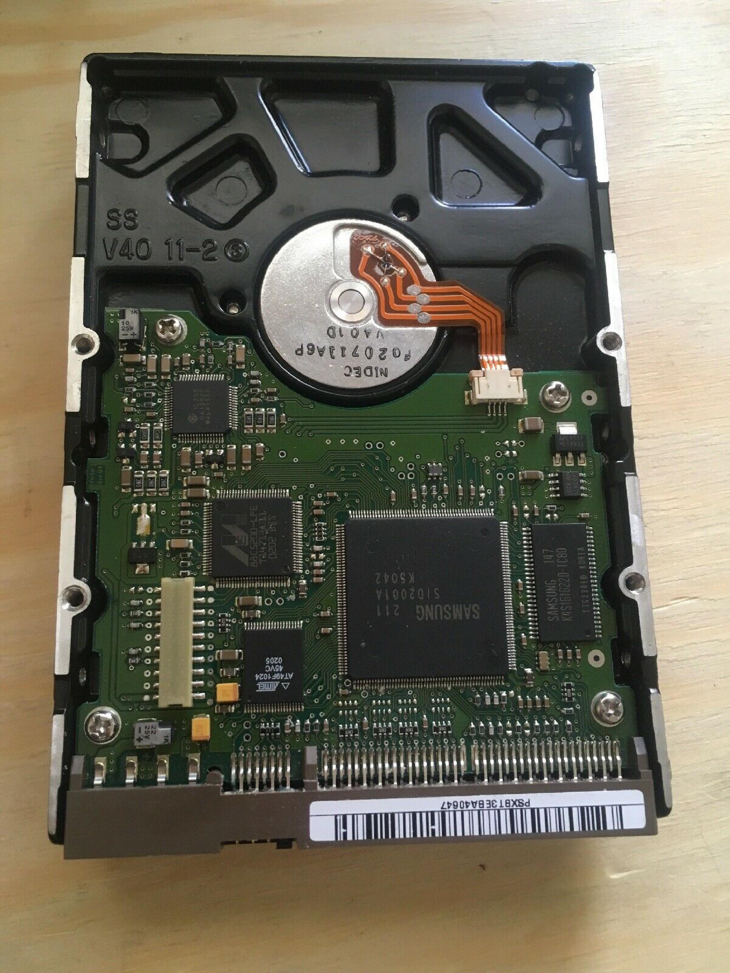 SAMSUNG SV4002H 40GB IDE HD REV A F/W 100-06 DATE 2001.10