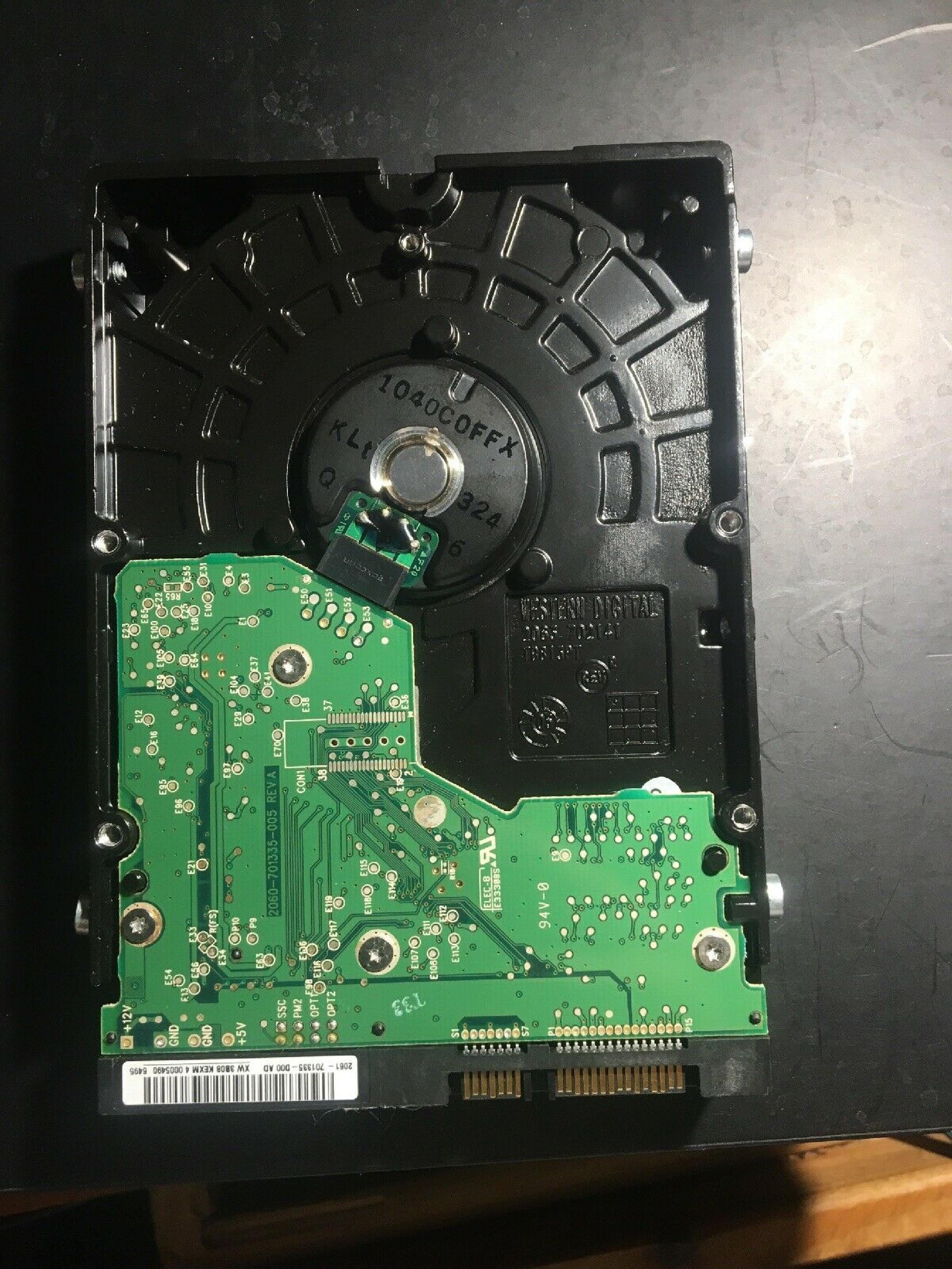 WESTERN DIGITAL / WD WD400BD 40GB SATA HD DATE 24 JUL 2006 DCM HSCACTJCA REV A00 CAVIAR 29 NOV HSBANTJCH 05 SEP 27 MAR 2007 ESBHYTJEH 13 ESBHCTJCH 28 HSBHNTJCH ESBACTJCA ESCACTJCH