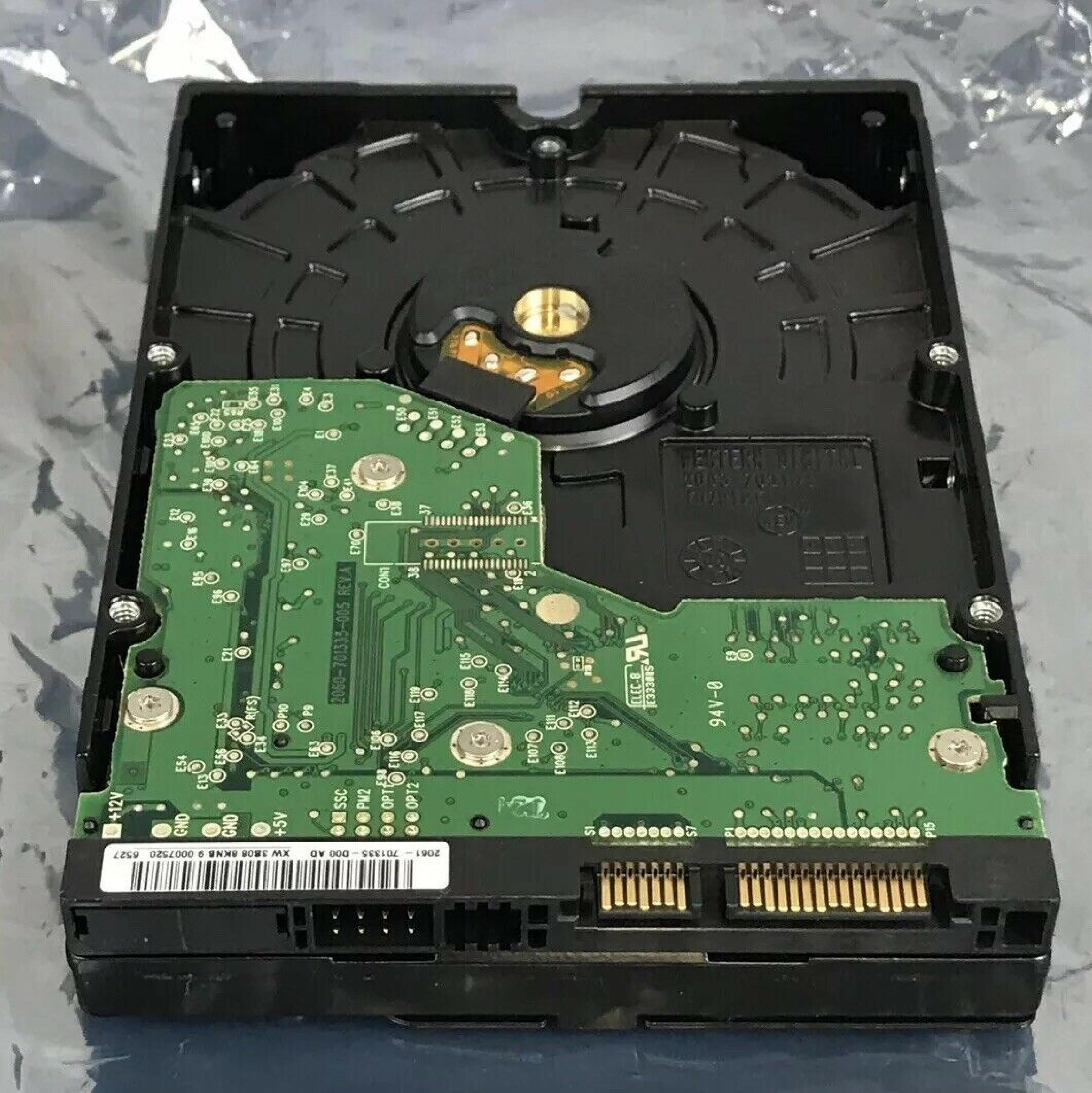 WESTERN DIGITAL / WD WD400BD-75MRA3 40GB SATA HD DATE 24 JUL 2006 DCM HSCACTJCA REV A00 CAVIAR 29 NOV HSBANTJCH 05 SEP 27 MAR 2007 ESBHYTJEH 13 ESBHCTJCH 28 HSBHNTJCH ESBACTJCA ESCACTJCH