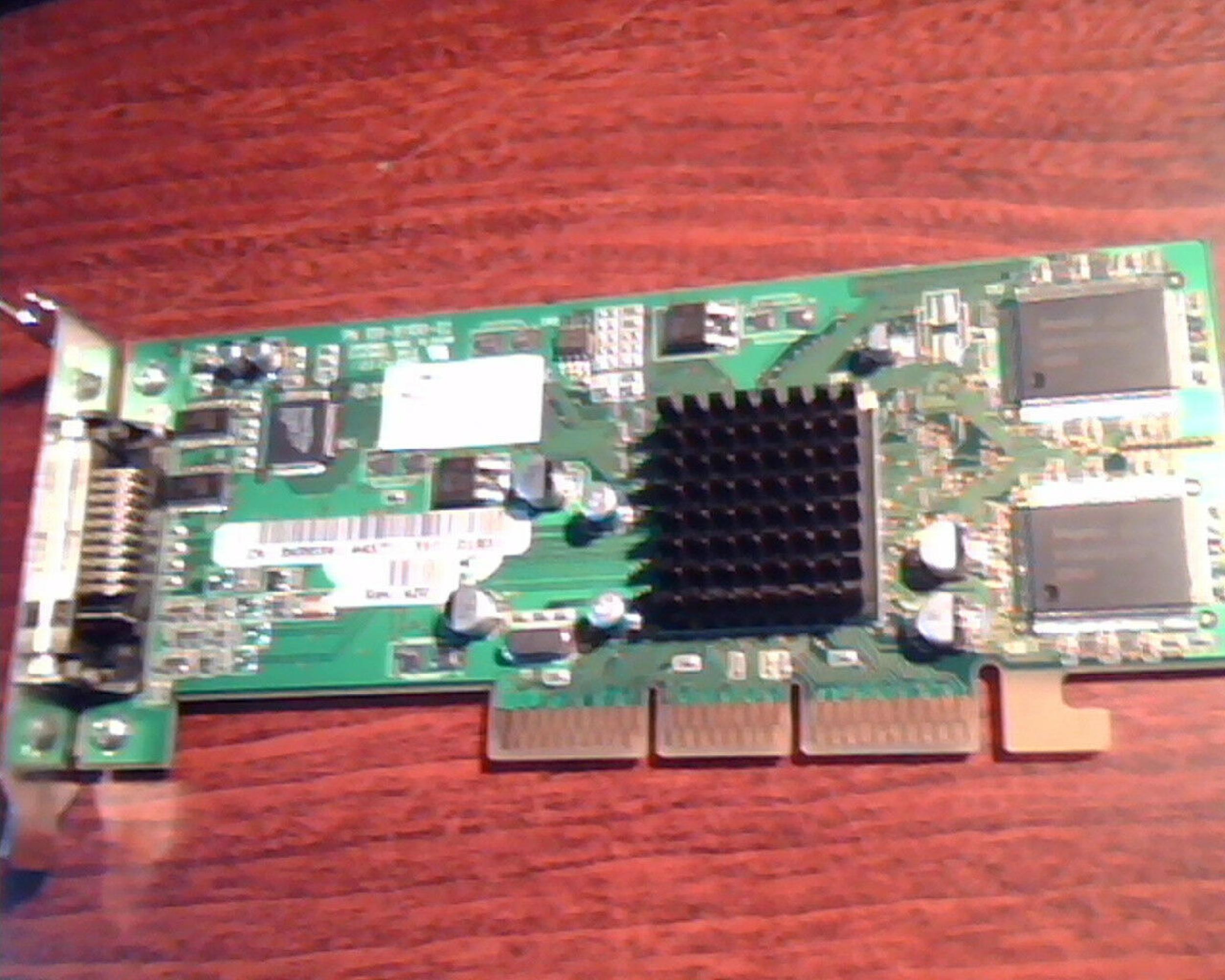 ATI 1028111500 32MB AGP VIDEO CARD RADEON 7000 WITH EDD OUTPUT