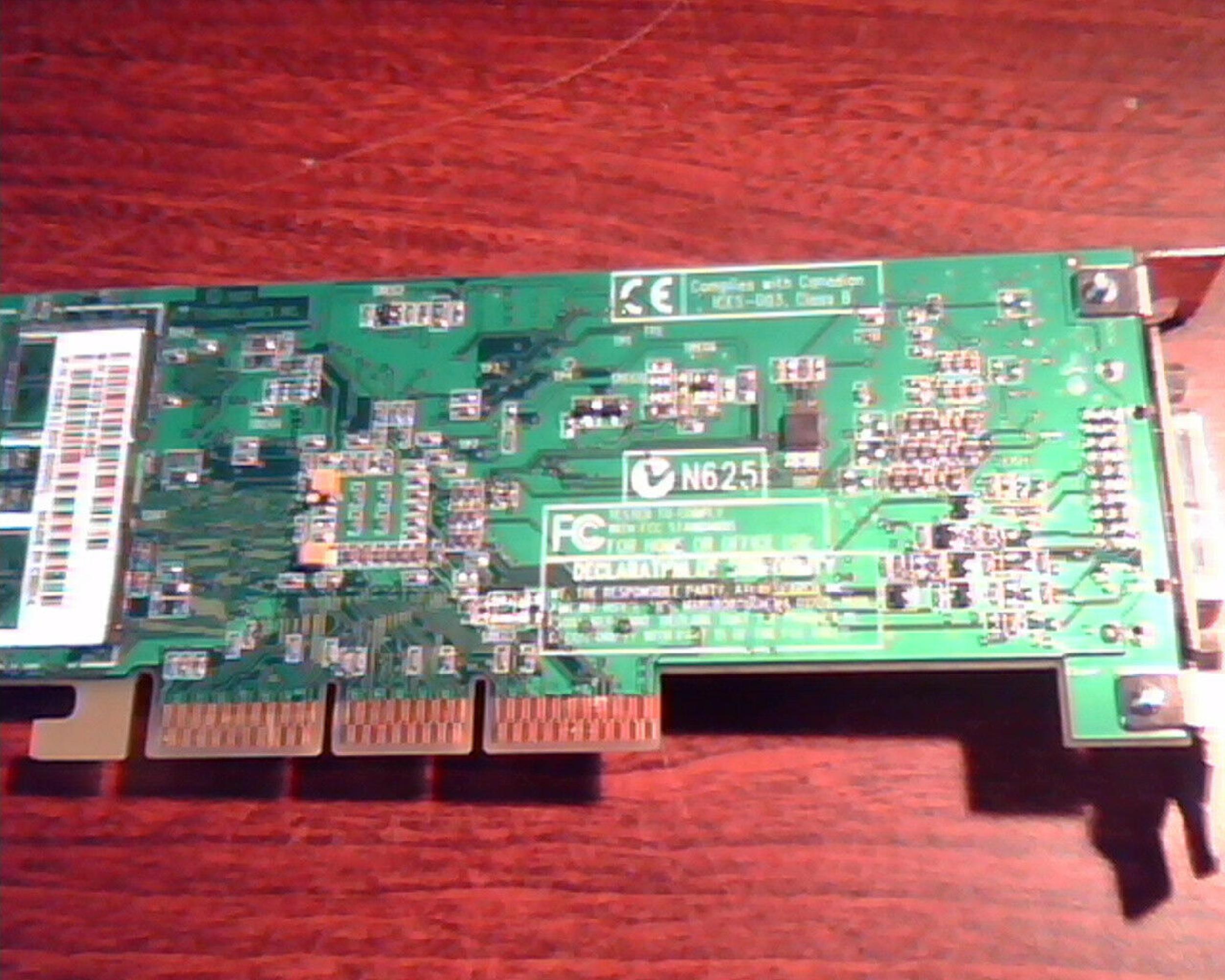ATI 1028111500 32MB AGP VIDEO CARD RADEON 7000 WITH EDD OUTPUT