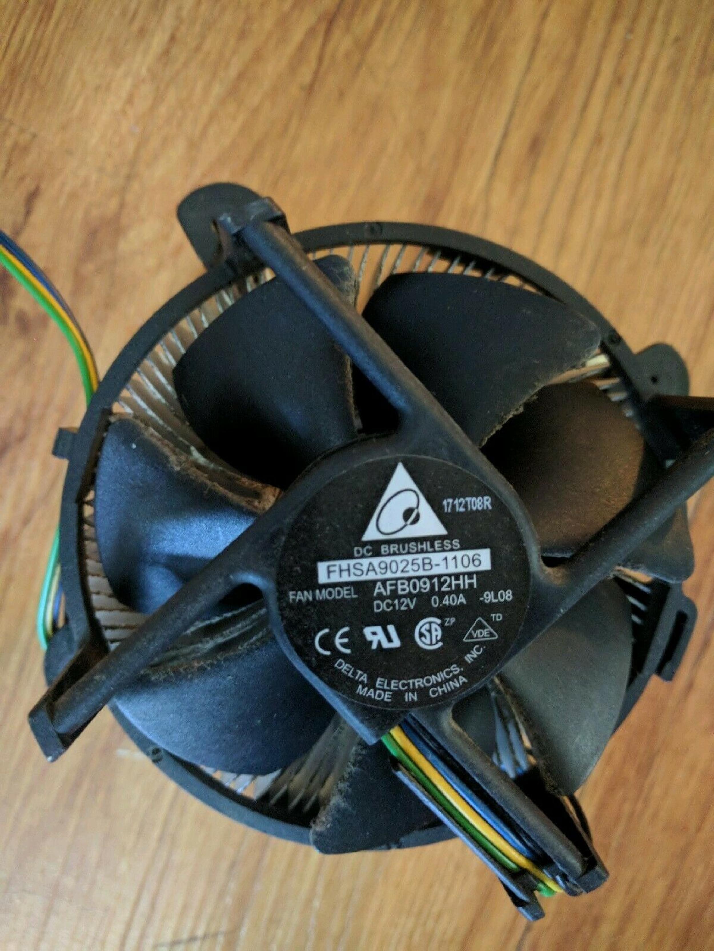 DELTA ELECTRONICS INC AFB0912HH 12VDC 0.40A BRUSHLESS FAN 90MM X 25MM 3 WIRES WITH PIN STANDARD CONNECTOR DC 12V SERVER SQUARE COOLING 90X90X25MM 2-WIRE