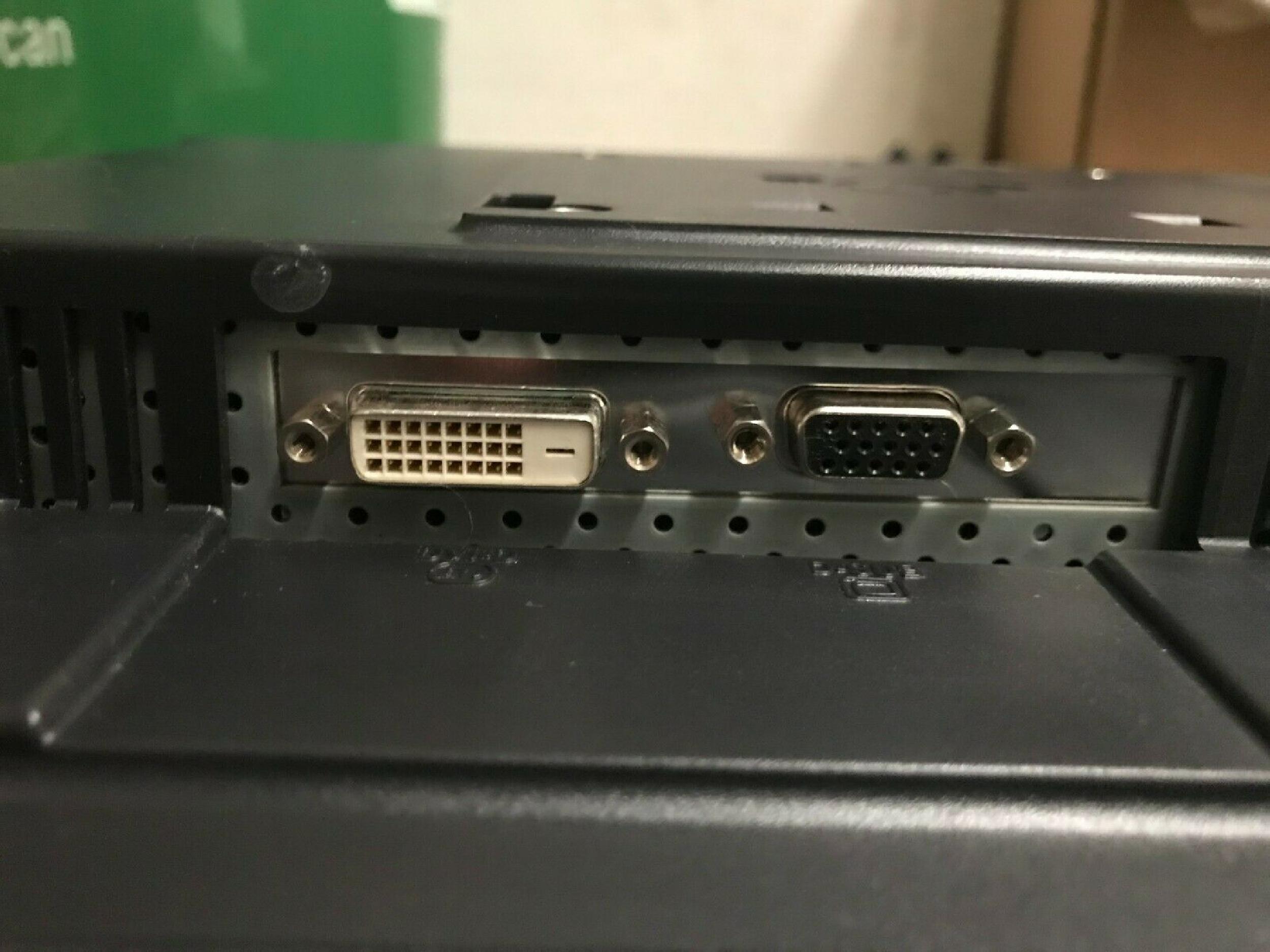 DELL 1800FP 18.1INCH TFT FLAT PANEL LCD MONITOR 4:3 BLACK CASE 1280X1024