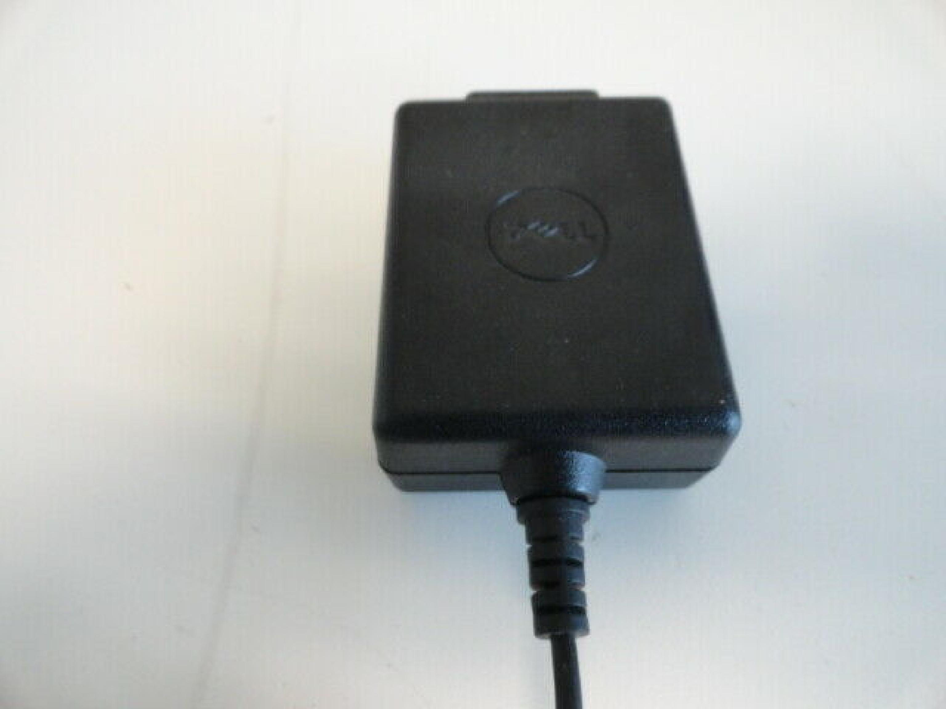 DELL NC490 5.4V DC 2410MA AC ADAPTER OD: 4MM ID: 1.75MM BARREL CONNECTOR DESKTOP STYLE NEGATIVE OUTSIDE POLE