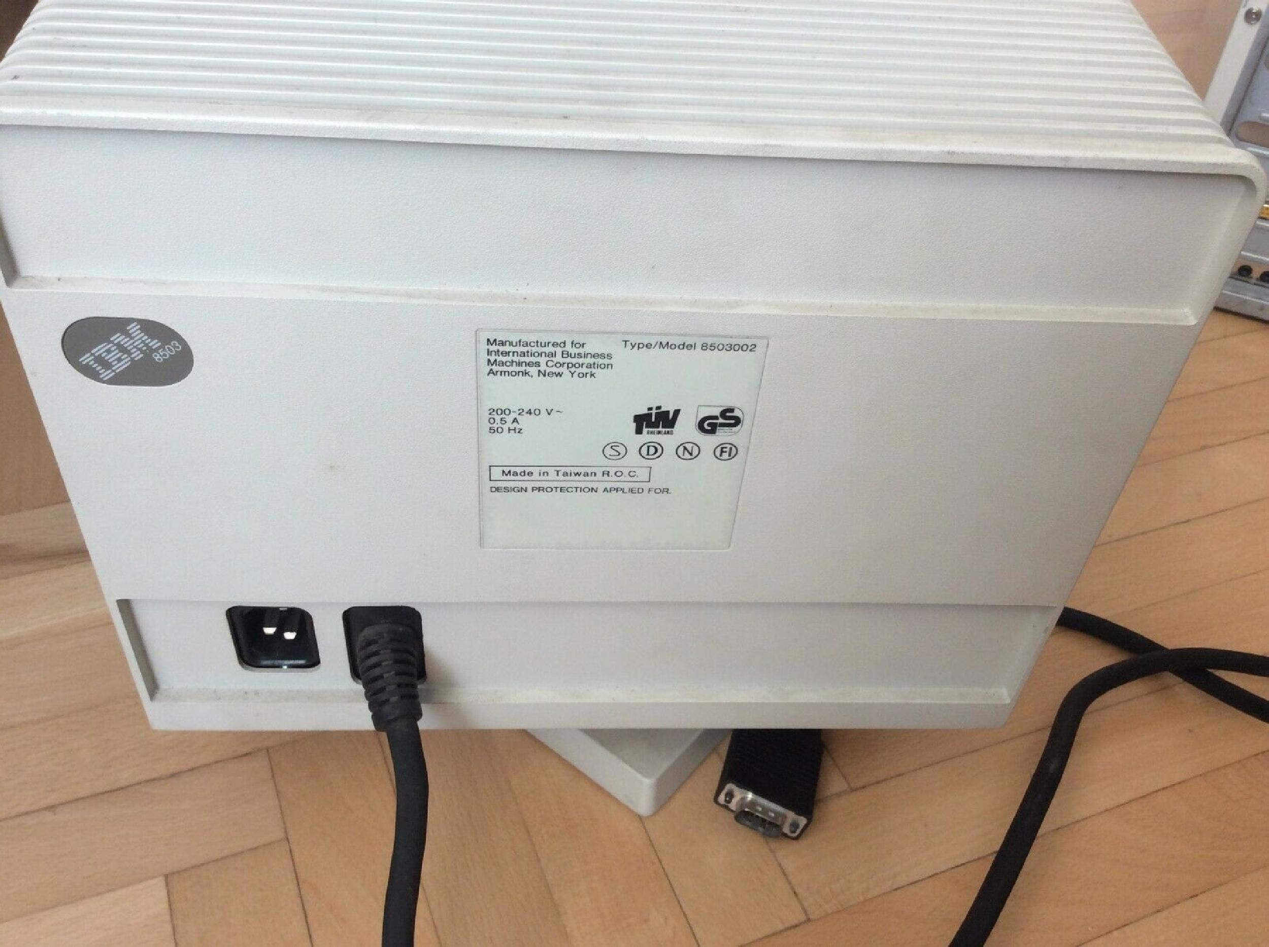 IBM 8503 PS/2 MONOCHROME DISPLAY 12INCH