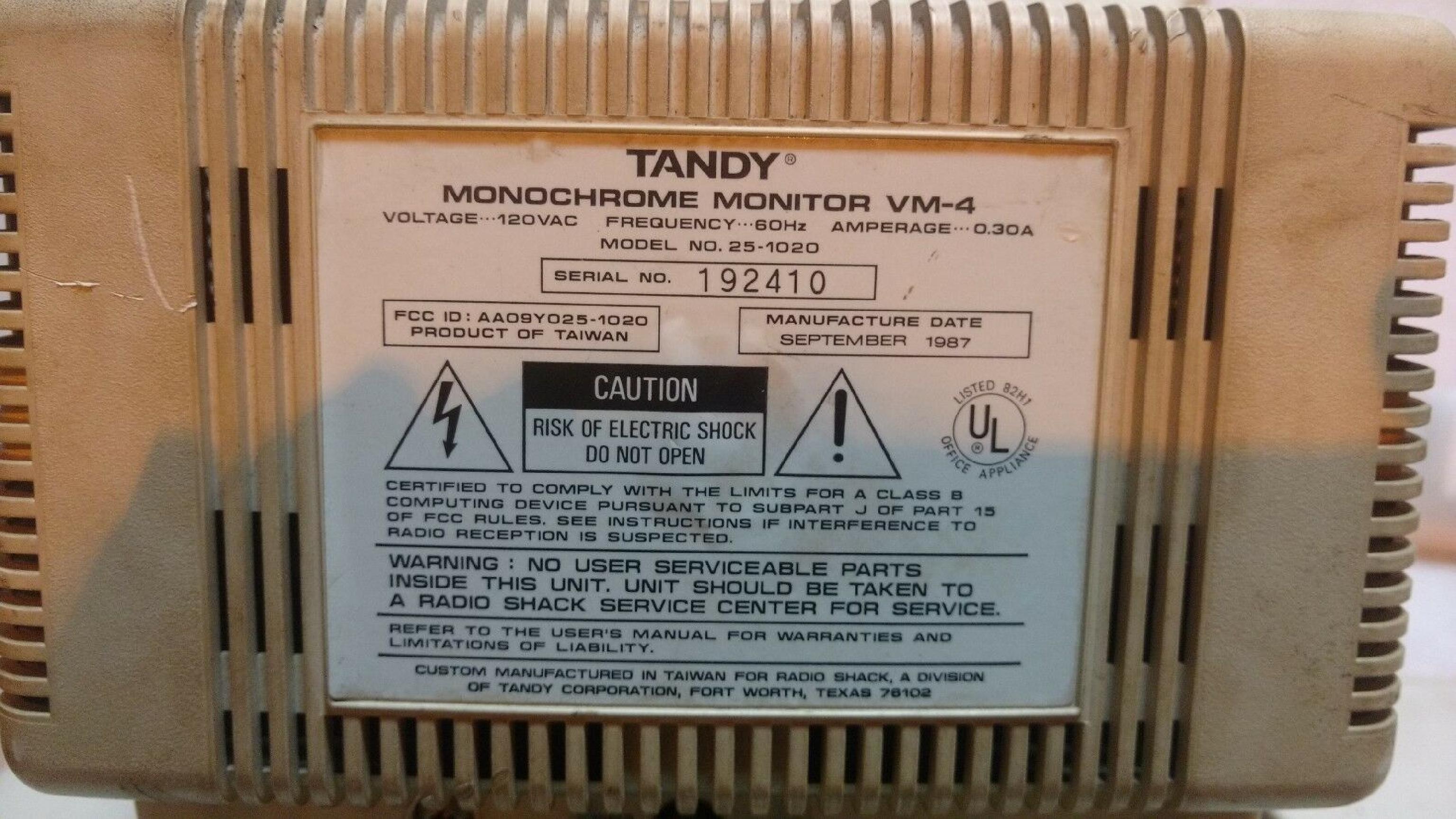 TANDY VM-4 MONO MONITOR