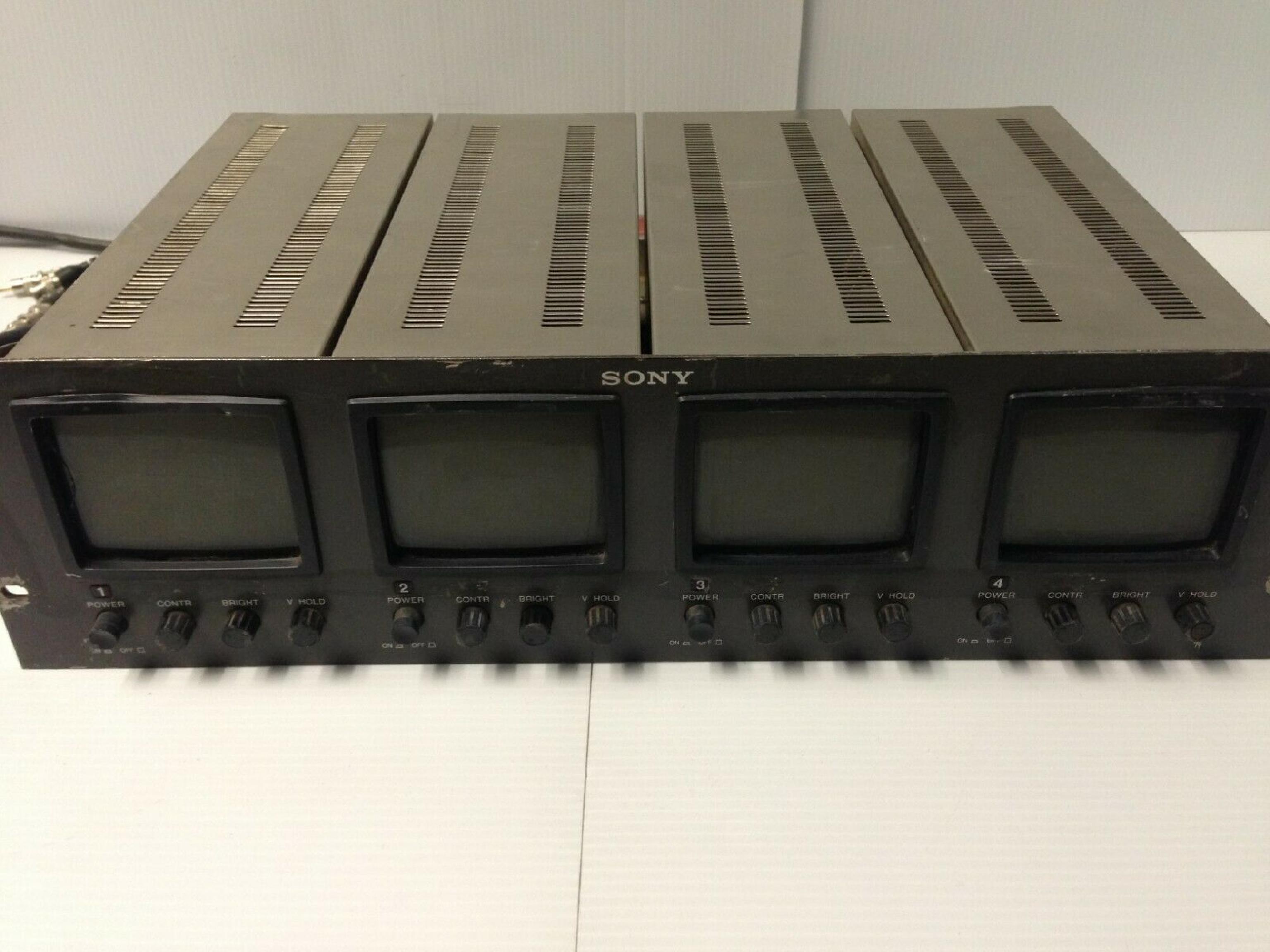 SONY PVM-411 VIDEO MONITOR ARRAY - 4 MONITORS IN 19 INCH RACK MOUNT