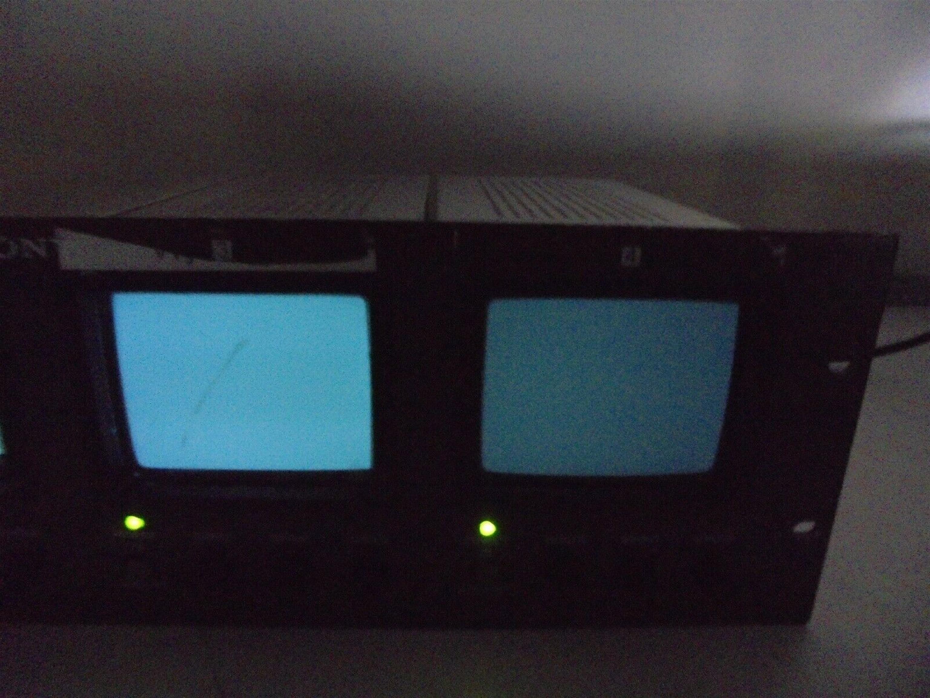 SONY PVM-4B1U VIDEO MONITOR ARRAY - 4 MONITORS IN 19 INCH RACK MOUNT