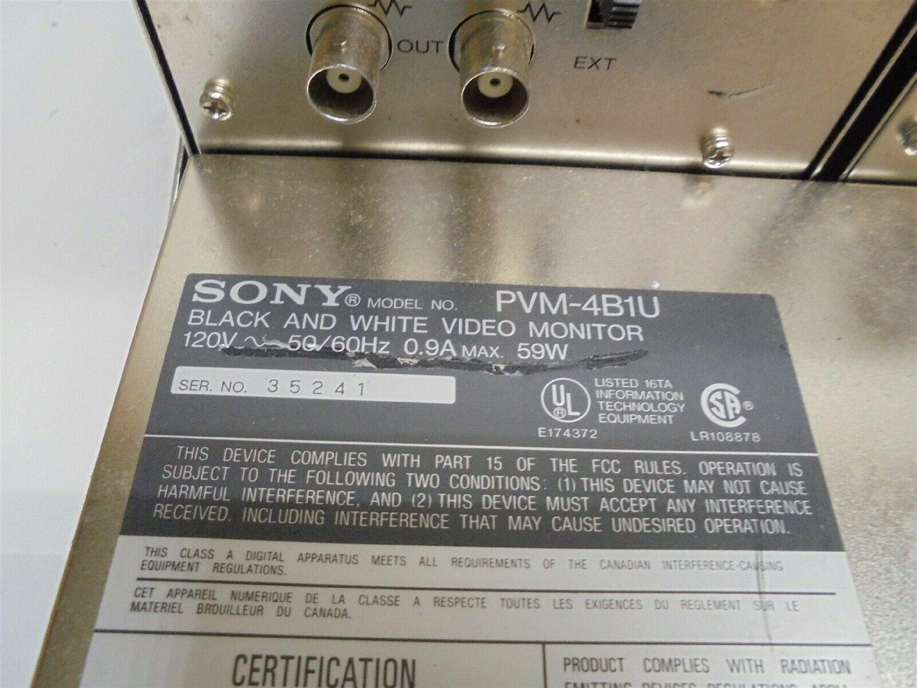 SONY PVM-4B1U VIDEO MONITOR ARRAY - 4 MONITORS IN 19 INCH RACK MOUNT