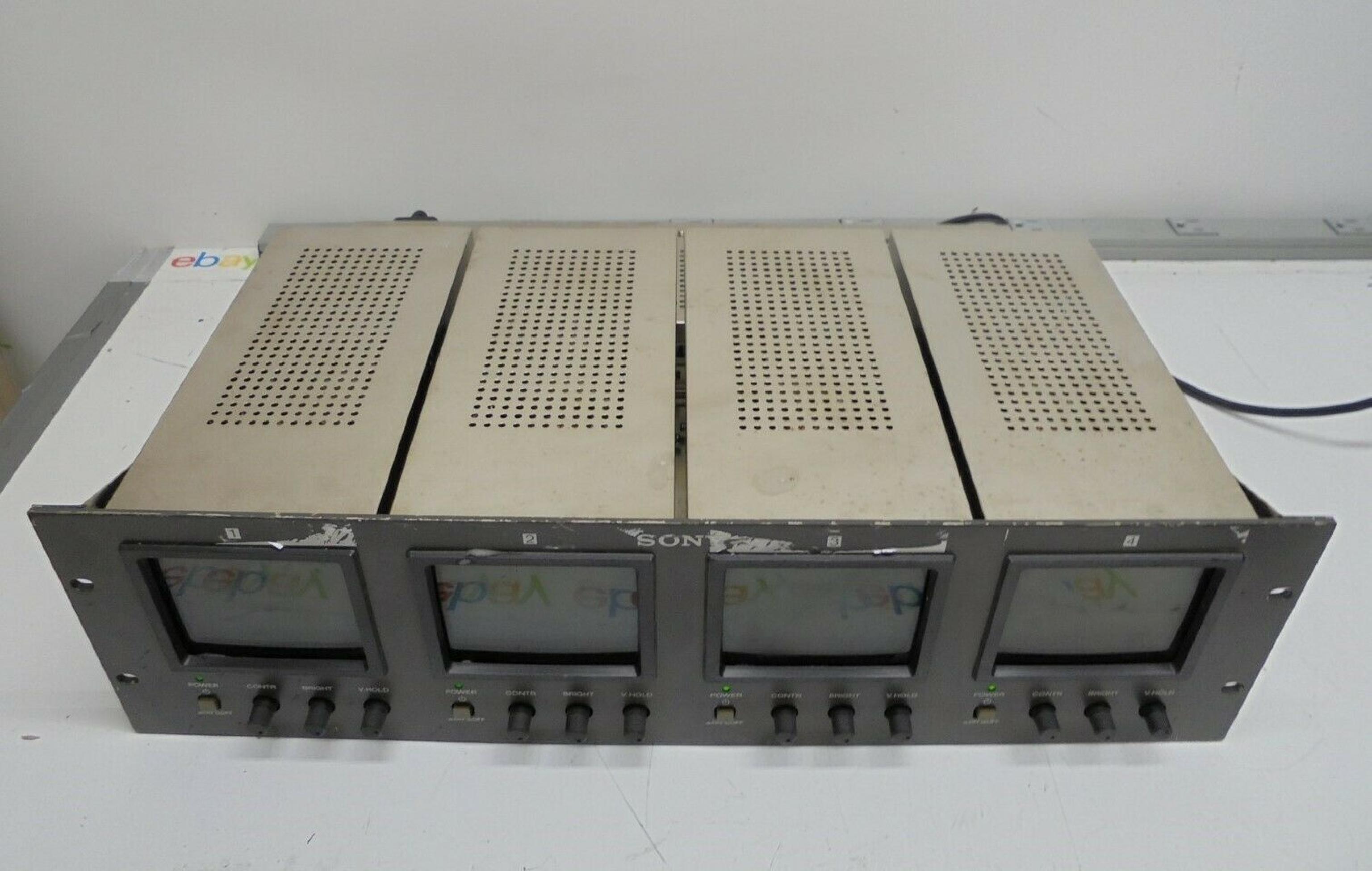 SONY PVM-4B1U VIDEO MONITOR ARRAY - 4 MONITORS IN 19 INCH RACK MOUNT