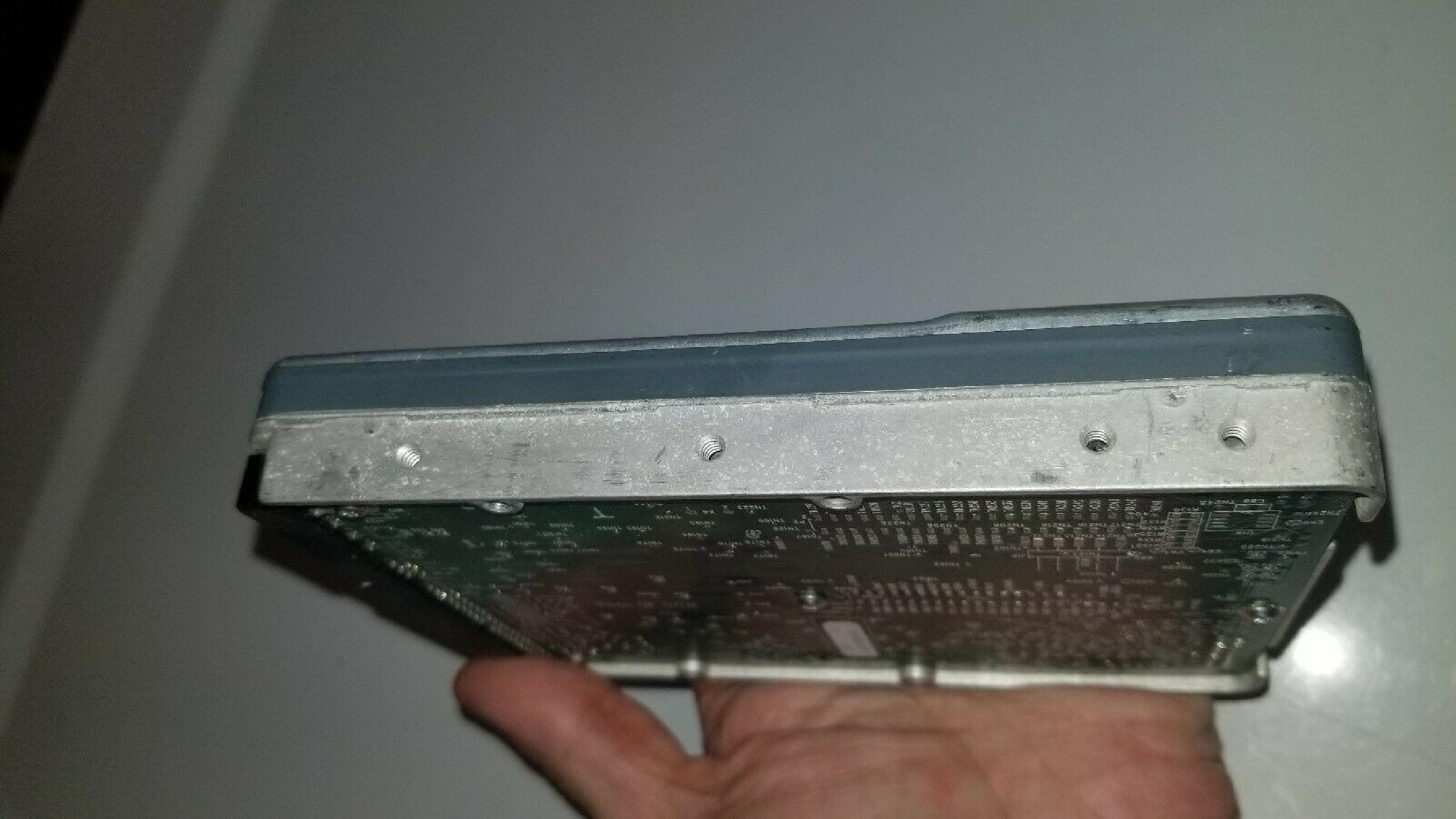 WESTERN DIGITAL / WD 33100 3.1GB 3.5INCH IDE HARD DRIVE H3 1 JAN 97 DCM CLBBDVG