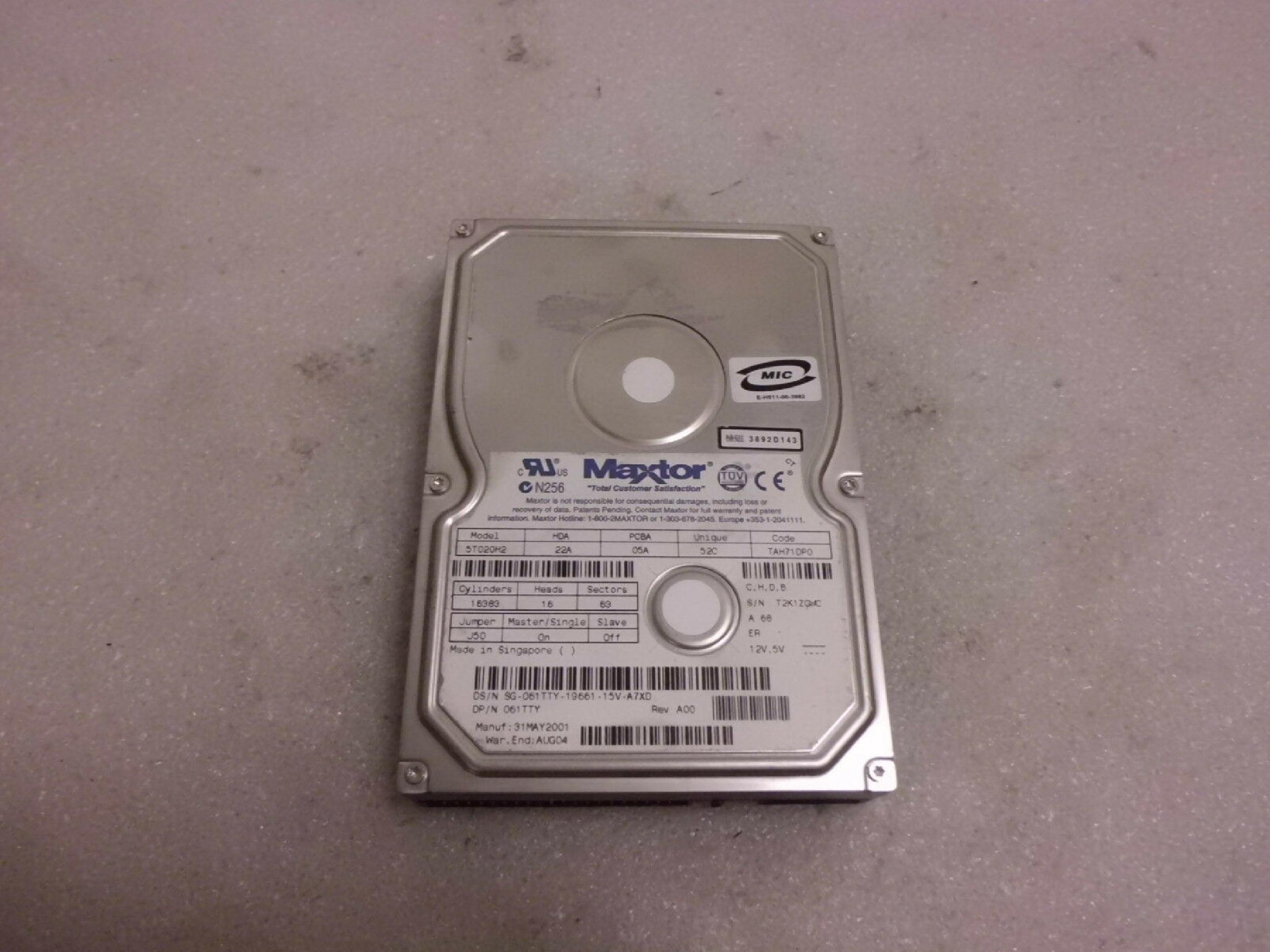 DELL 061TTY MAXTOR 3.5 INCH HARD DRIVE HAD:22A PCBA:05A UNIQUE:52C CODE:TAH71DP0 DATE:26JUN2001 C,H,C,B
