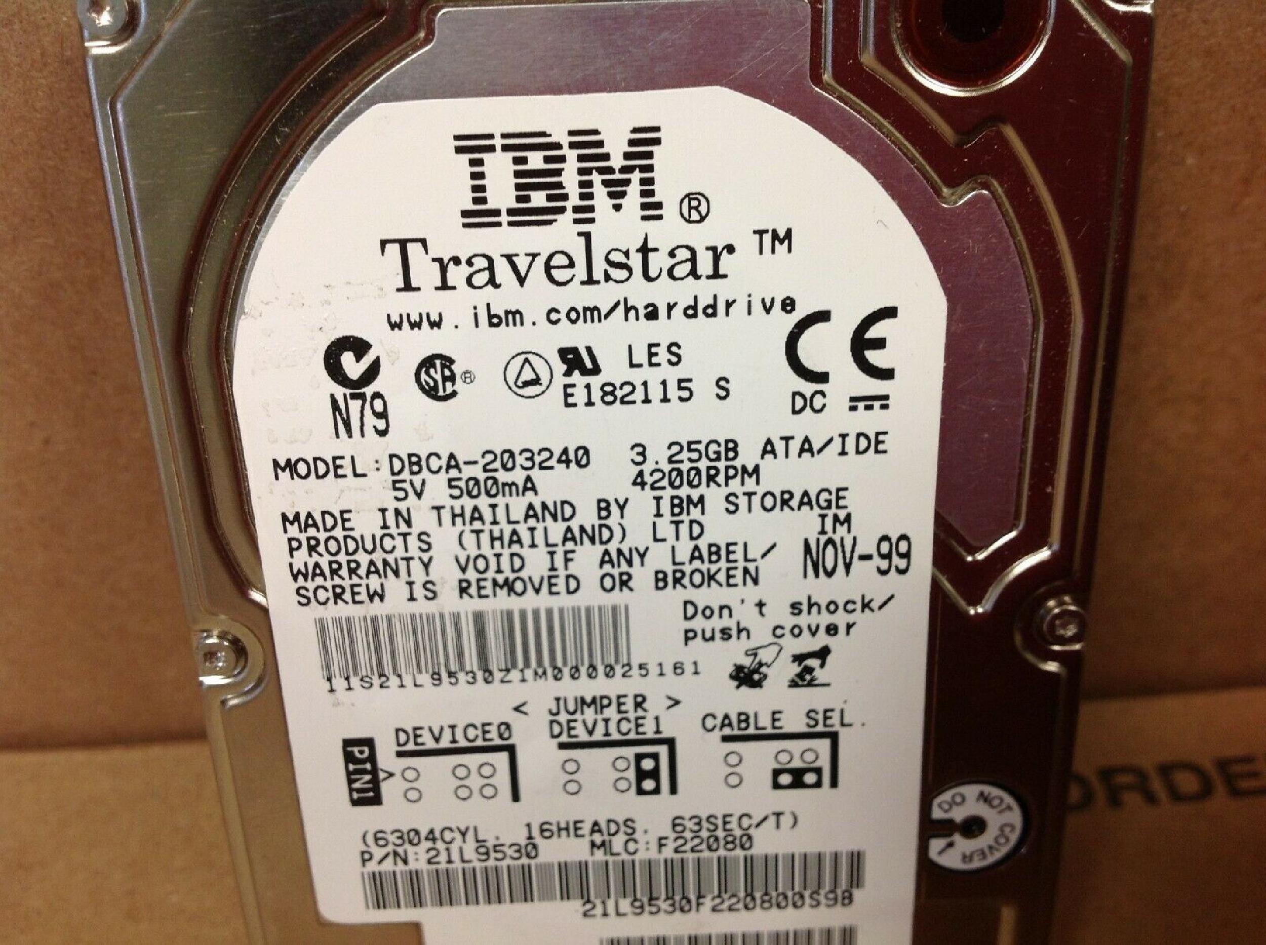 IBM DBCA-203240 TRAVELSTAR 3.25GB MLC:F22080 APR-00 2.5INCH HARD DRIVE