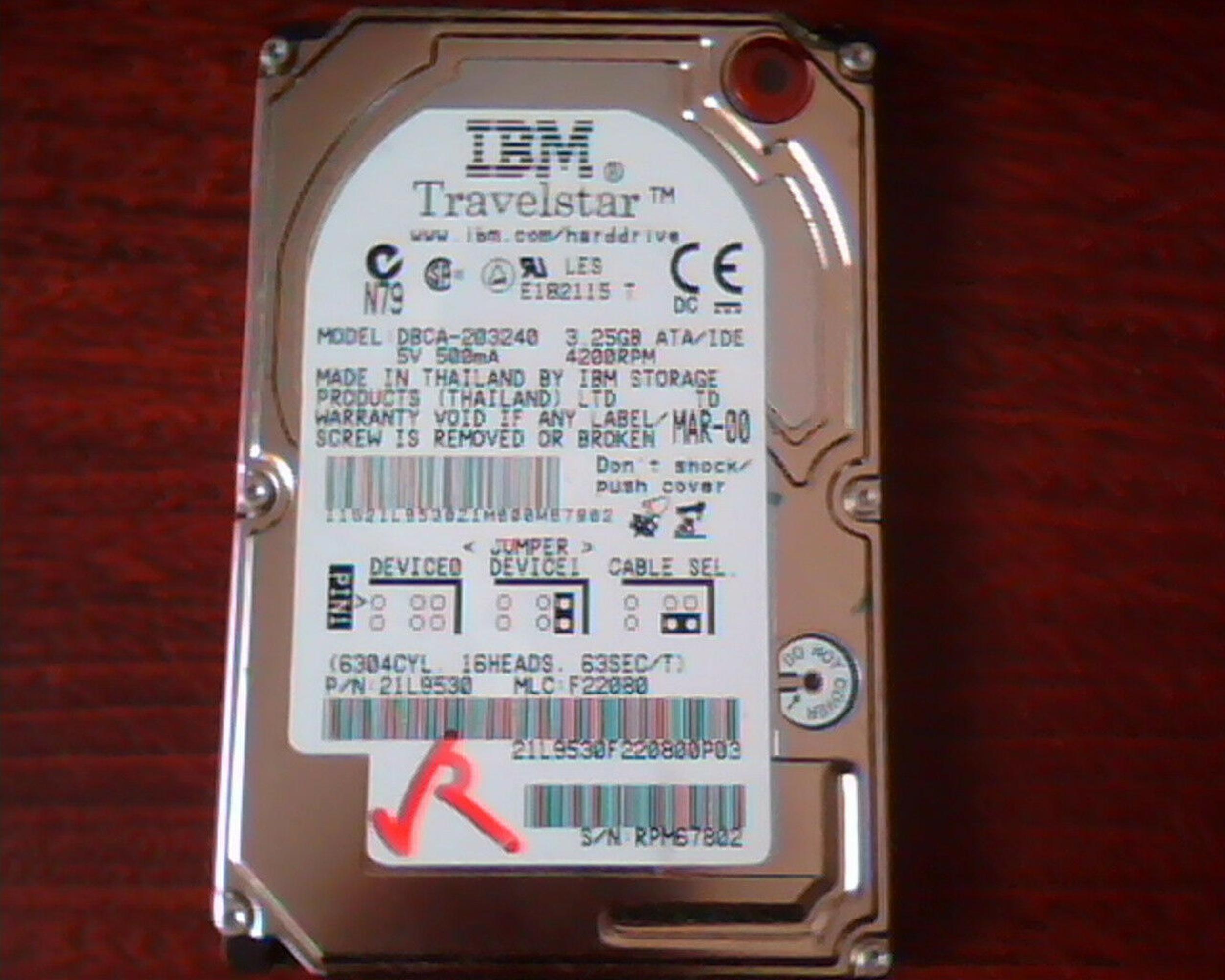 IBM 21L9530 TRAVELSTAR 3.25GB MLC:F22080 APR-00 2.5INCH HARD DRIVE