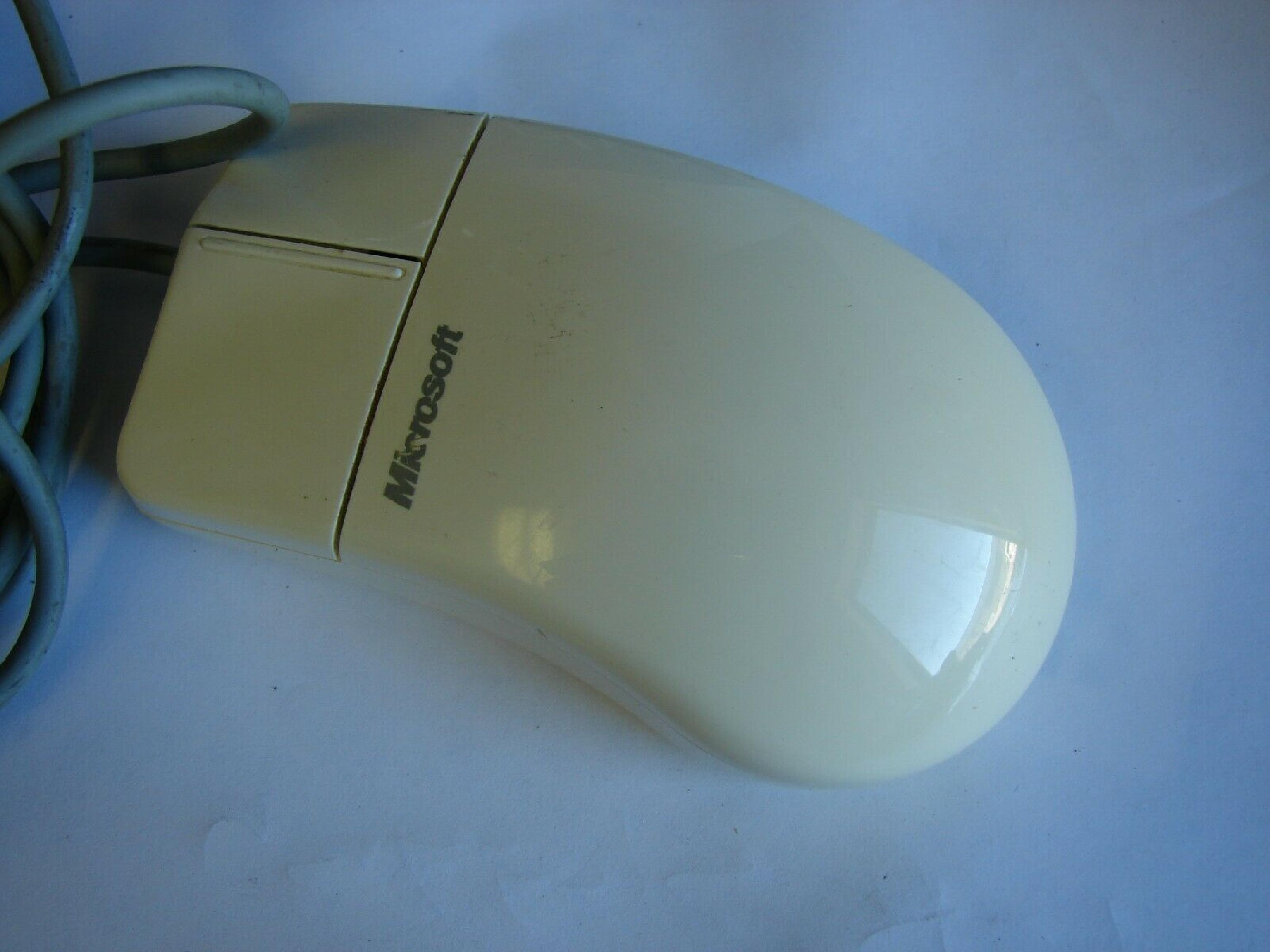 MICROSOFT 37964 SERIAL MOUSE