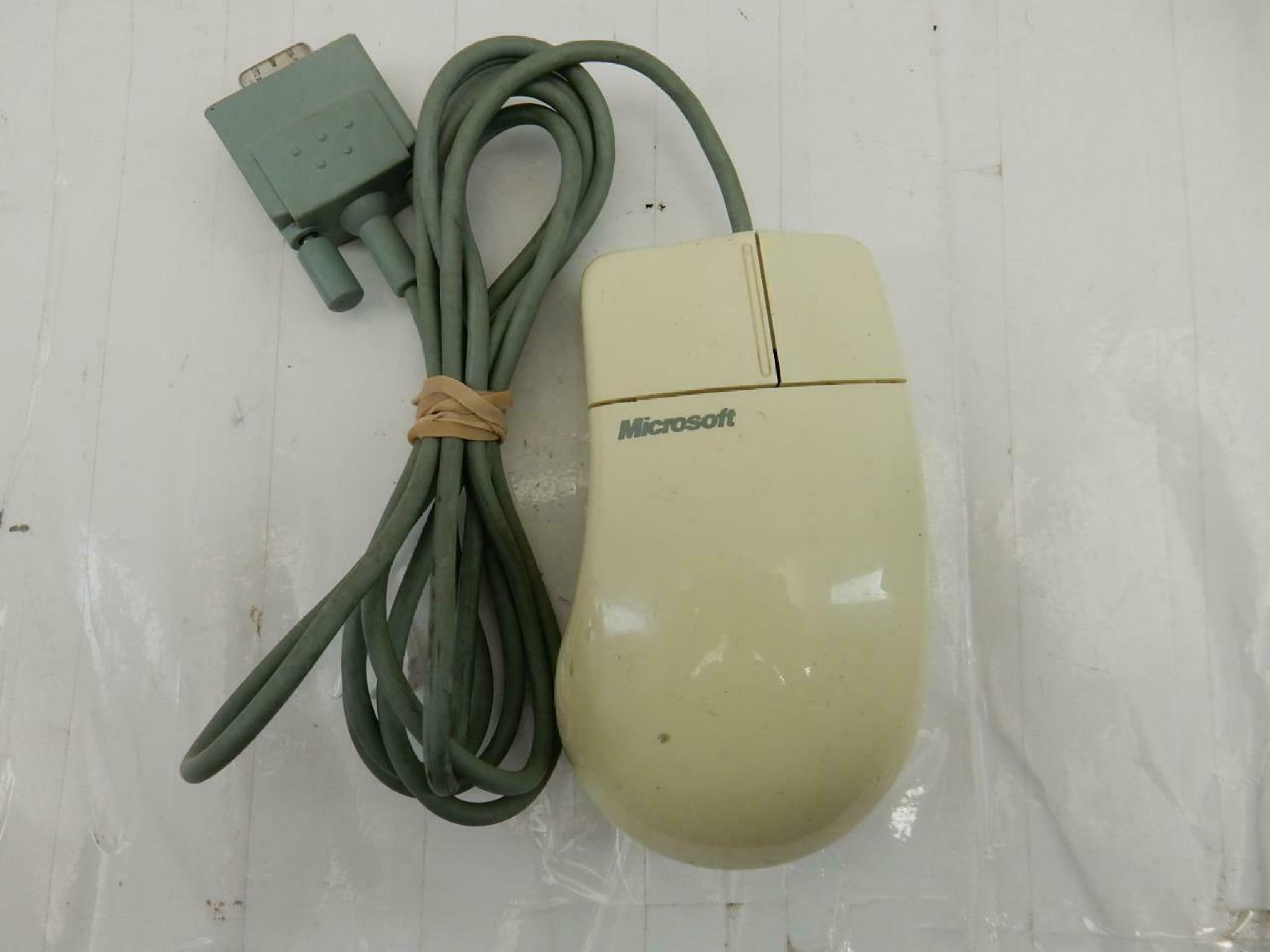 MICROSOFT 37964 SERIAL MOUSE