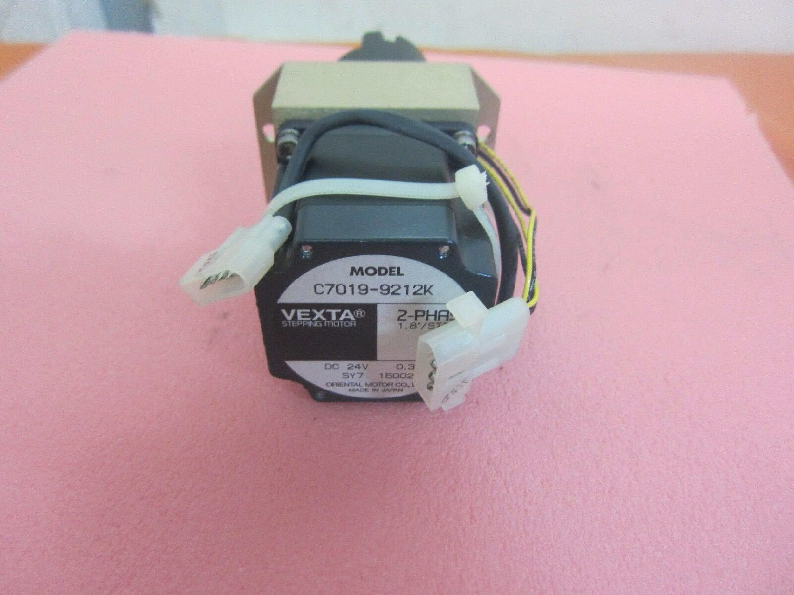 VEXTA / ORIENTAL MOTOR CO / INTERMEC TECHNOLOGIES CORPORATION C6925-9212K 2 PHASE 1.8* STEPPING MOTOR - 2.3VDC 3A FOR THERMAL LABEL PRINTER 2-PHASE