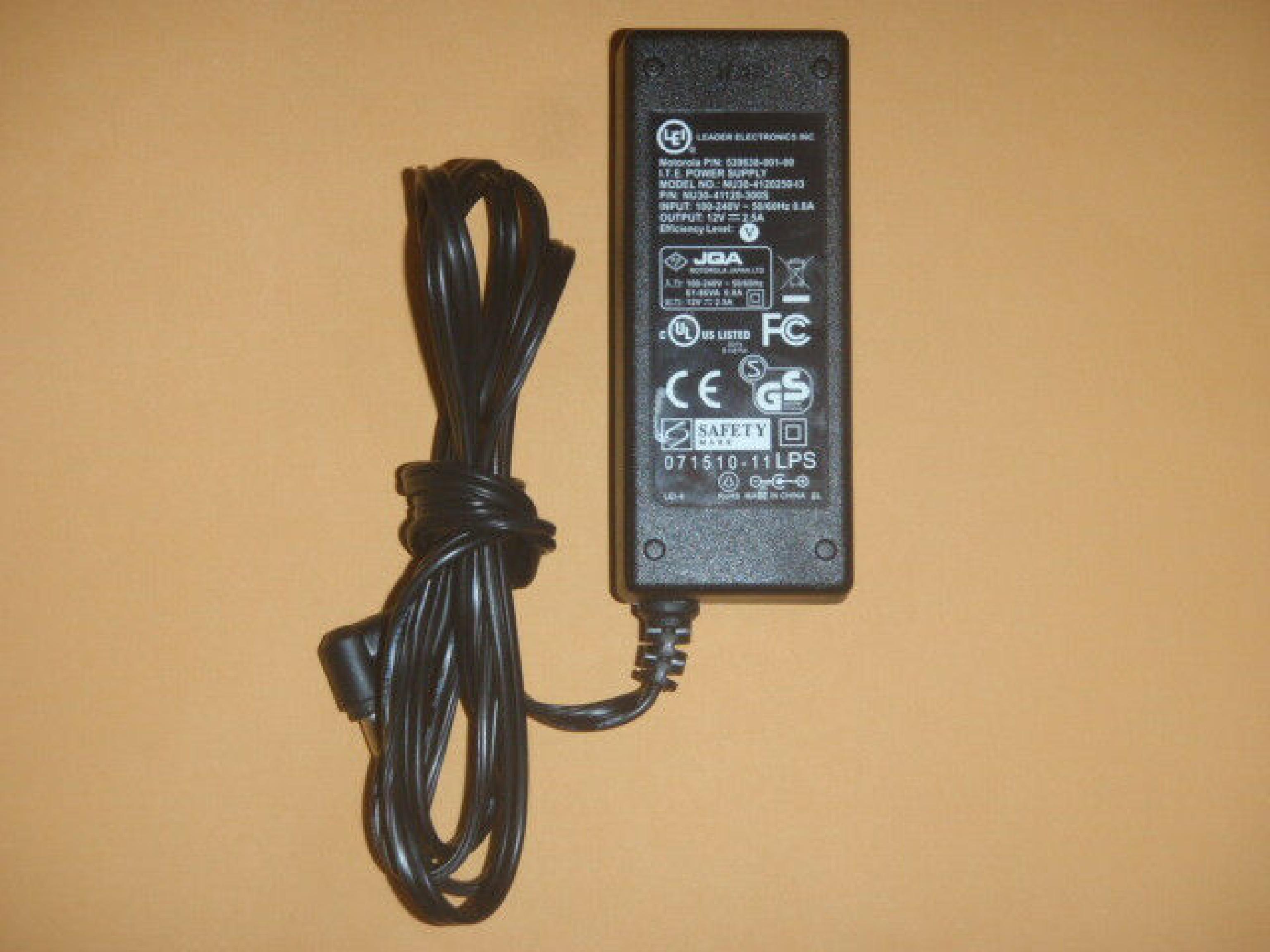 MOTOROLA 539838-001-00 POWER SUPPLY 12V 2.5A