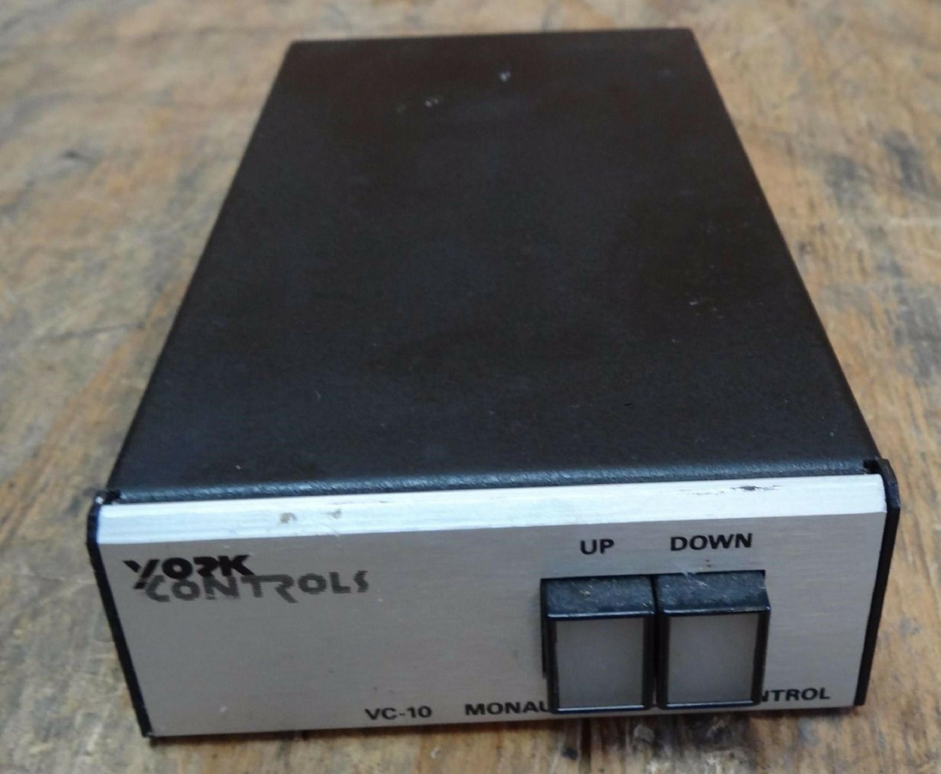 YORK CONTROLS VC-10 MONOAURAL VOLUME CONTROL