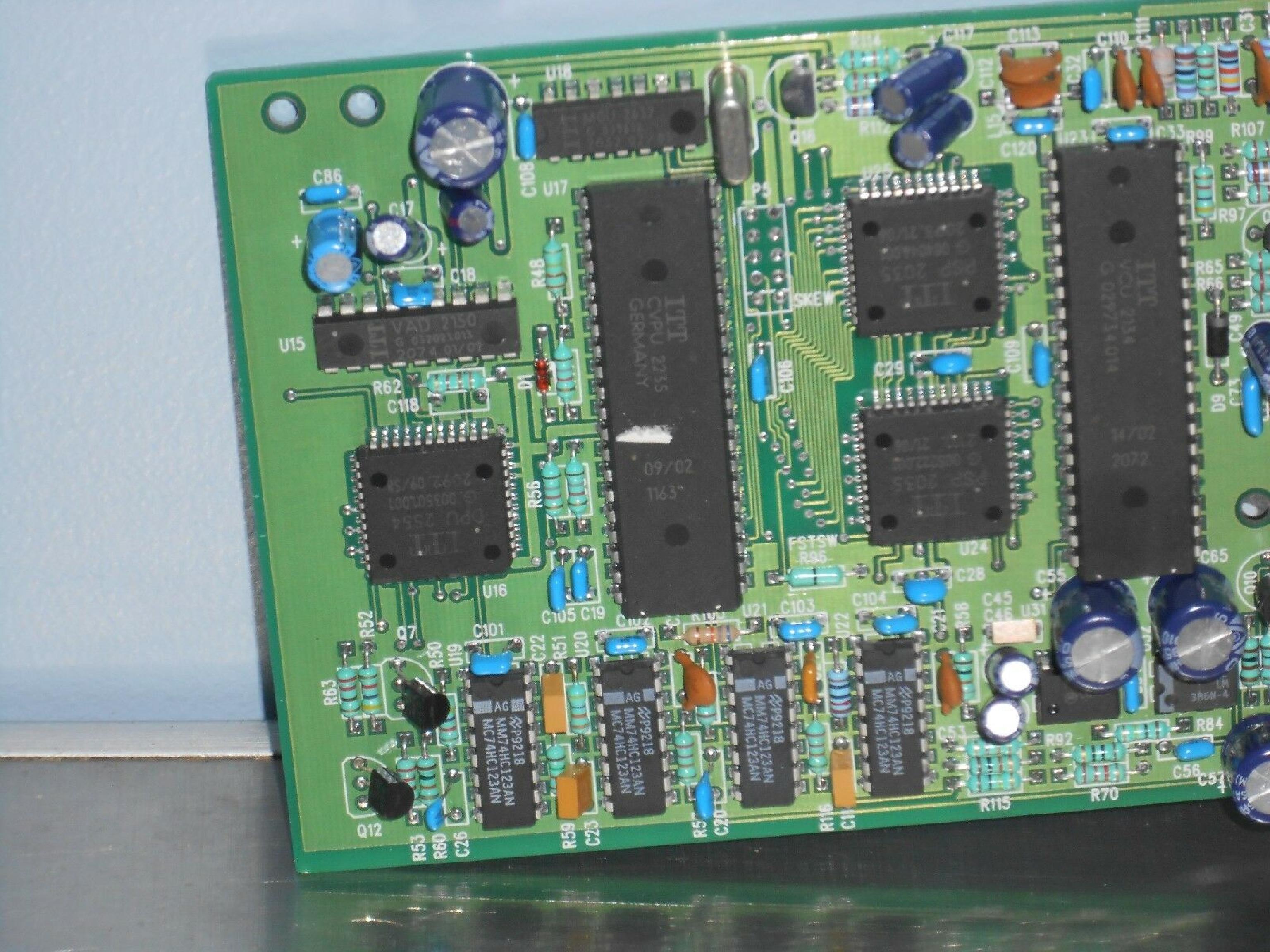 VISIONEX 301-500-003 RF RECEIVER CARD WITH COAX AND DUAL 15PIN CONNECTORS