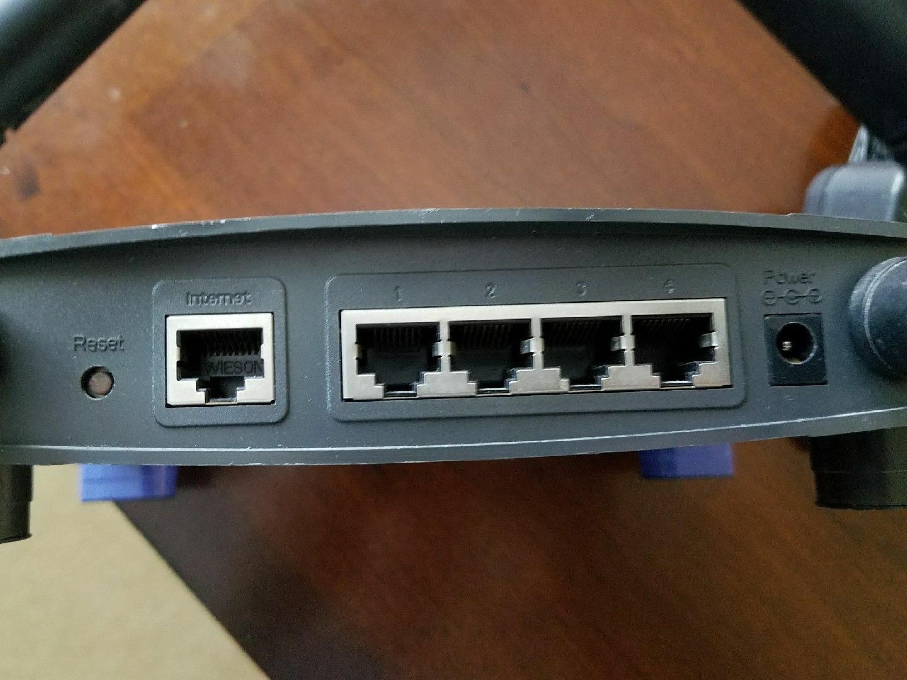 LINKSYS WRT54G V5 WIRELESS-G BROADBAND ROUTER