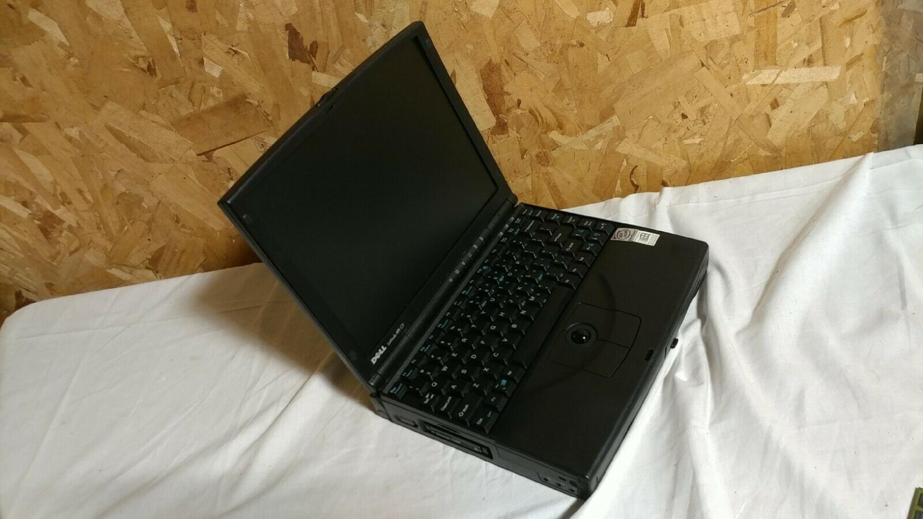 DELL PPS BATTERY DEFUNCT, NOTEBOOK COMPUTER, LATITUDE XPI CD, 150MHZ PENTIUM, 48MB RAM, 1.02GB HARD DRIVE, BOOTS TO WIN98