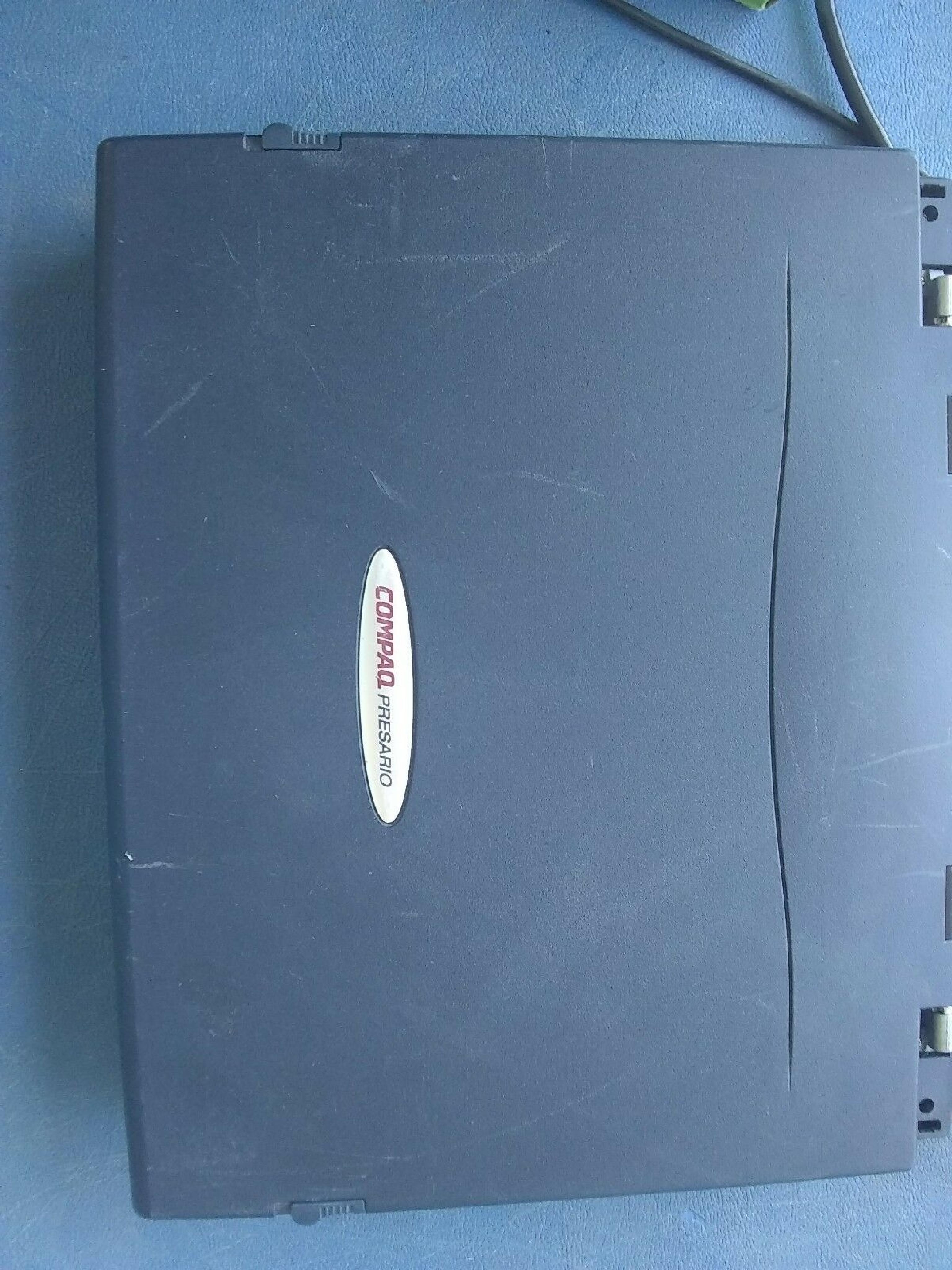 COMPAQ / HEWLETT PACKARD / HP PRESARIO 1275 BATTERY DEFUNCT, NOTEBOOK COMPUTER, PRESARIO 1275, AMD 366MHZ K6 CPU, 64MB HARD DRIVE, 4.02GB HARD DRIVE, 24X CDROM