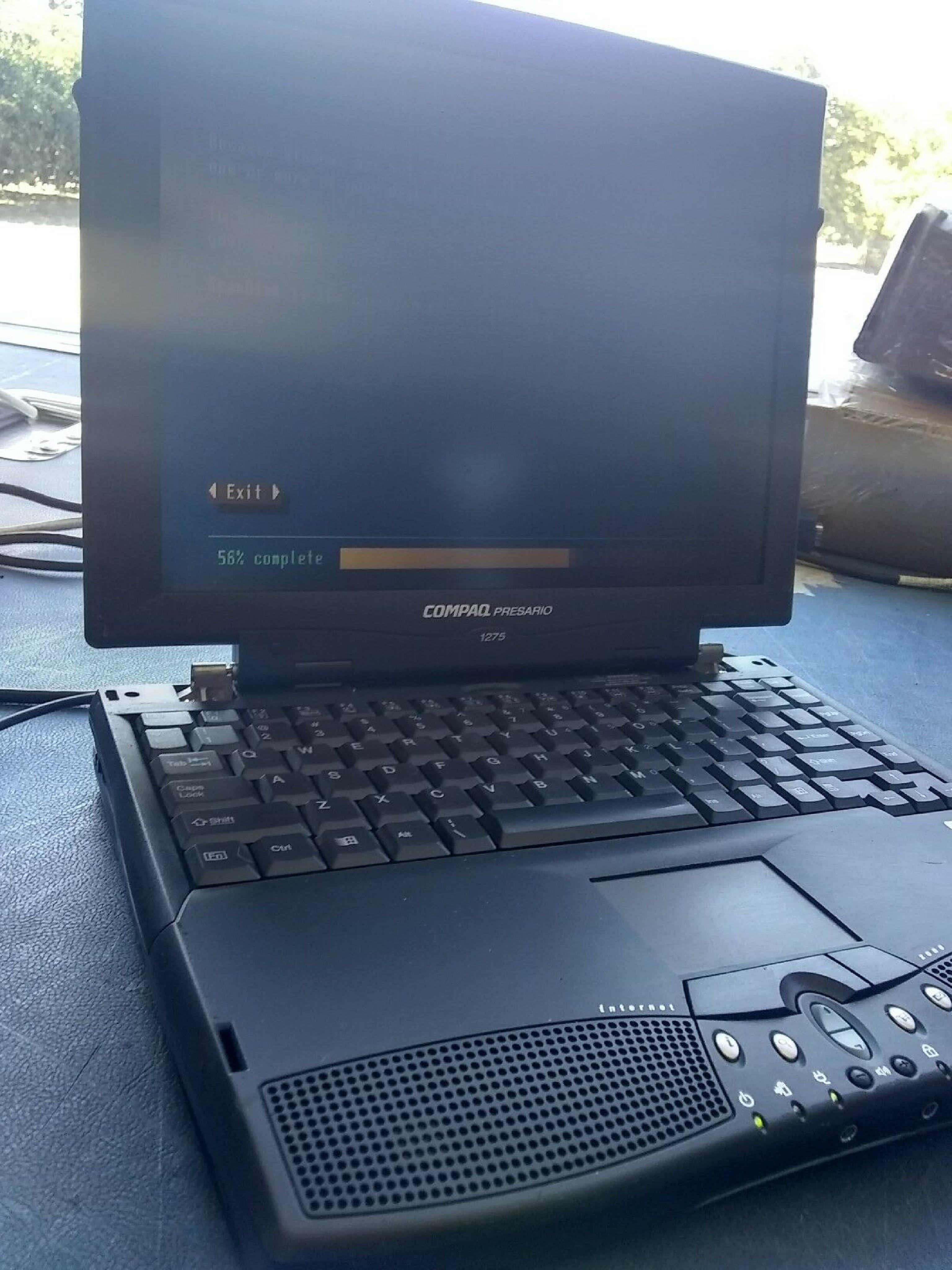 COMPAQ / HEWLETT PACKARD / HP PRESARIO 1275 BATTERY DEFUNCT, NOTEBOOK COMPUTER, PRESARIO 1275, AMD 366MHZ K6 CPU, 64MB HARD DRIVE, 4.02GB HARD DRIVE, 24X CDROM