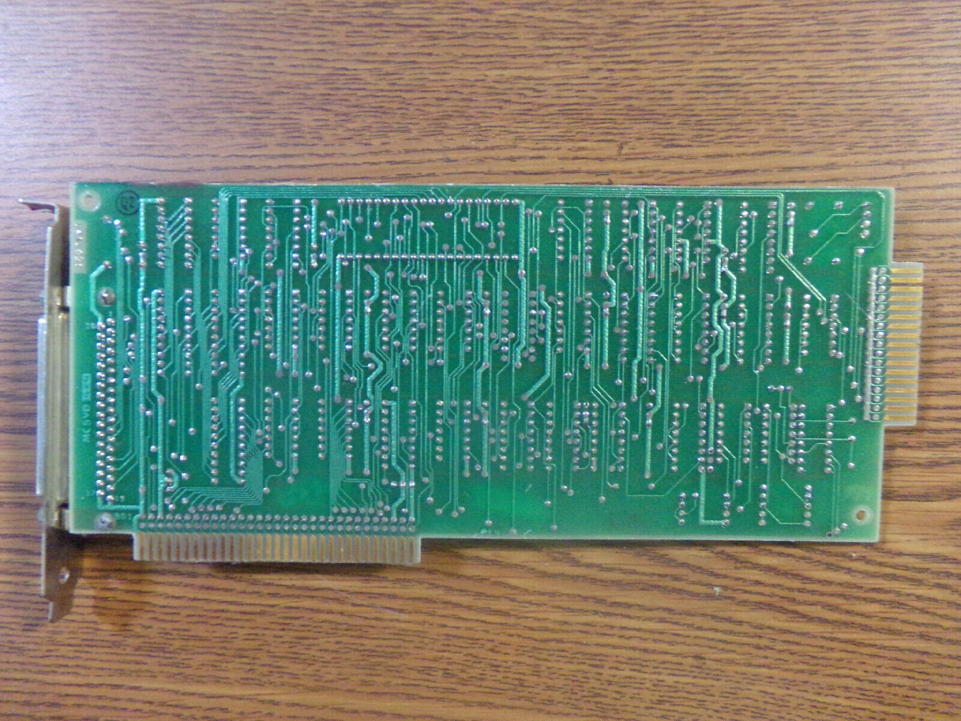 IBM 6181682XM 8BIT ISA FLOPPY CONTROLLER WITH DB37 EXTERNAL PORT AND 34PIN CARDEDGE INTERNAL PORT