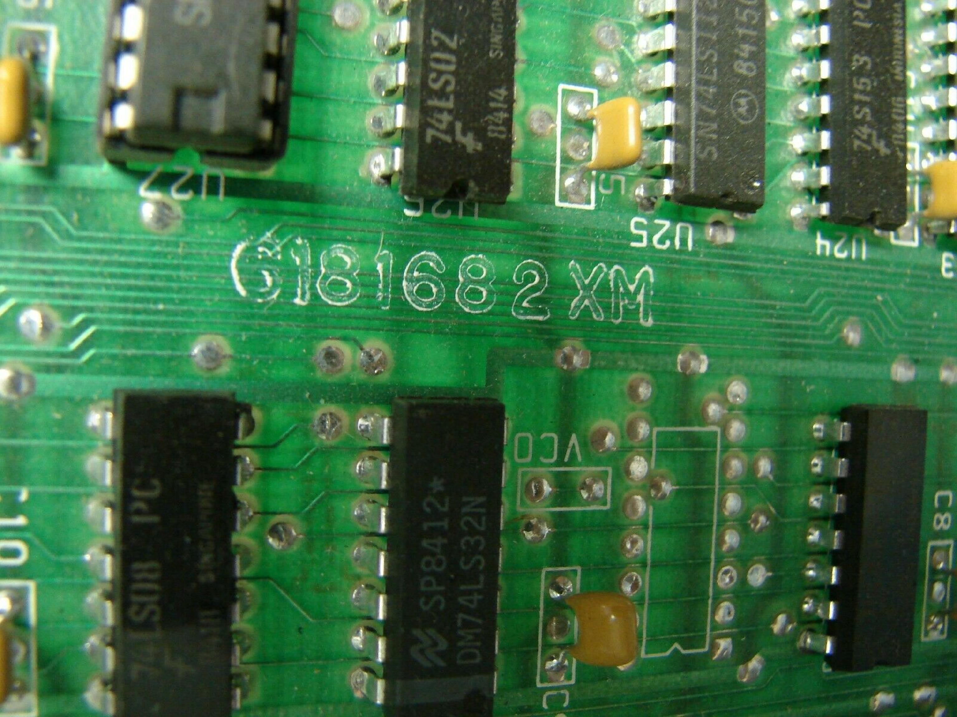 IBM 6181682XM 8BIT ISA FLOPPY CONTROLLER WITH DB37 EXTERNAL PORT AND 34PIN CARDEDGE INTERNAL PORT