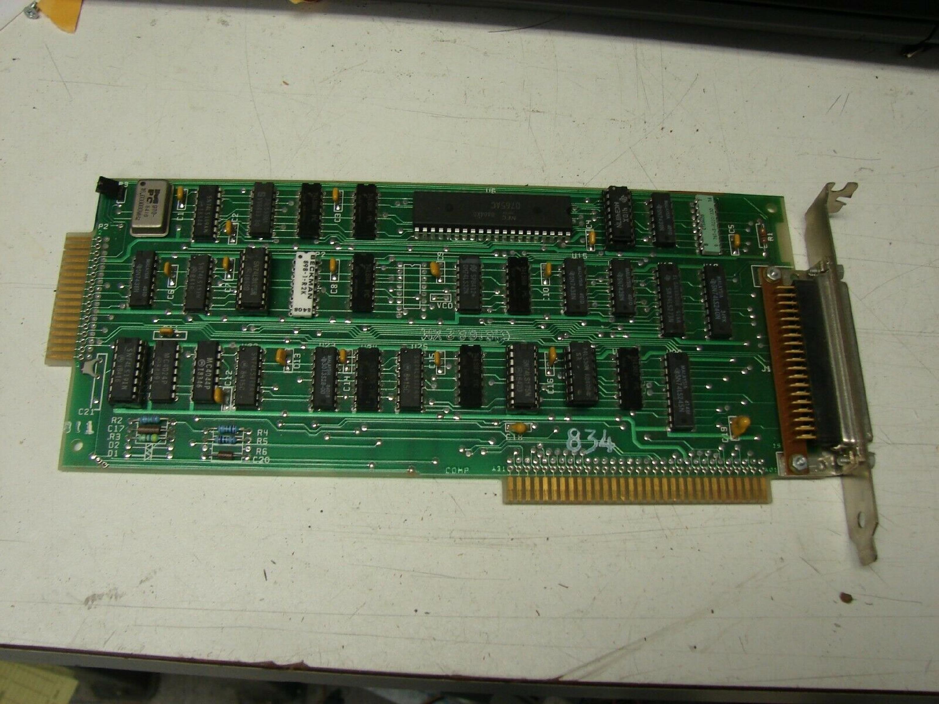 IBM 6181682XM 8BIT ISA FLOPPY CONTROLLER WITH DB37 EXTERNAL PORT AND 34PIN CARDEDGE INTERNAL PORT