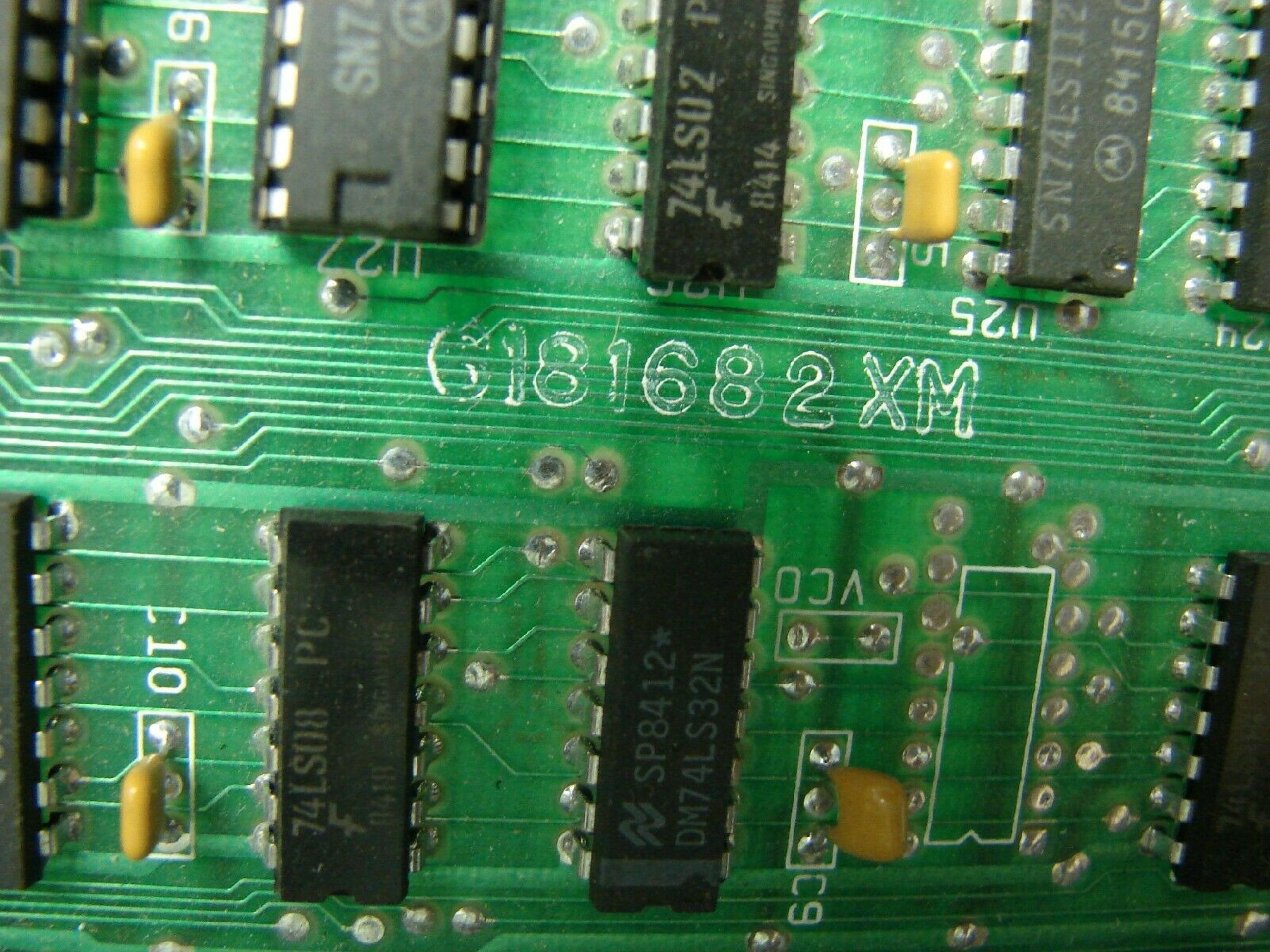 IBM 6181682XM 8BIT ISA FLOPPY CONTROLLER WITH DB37 EXTERNAL PORT AND 34PIN CARDEDGE INTERNAL PORT