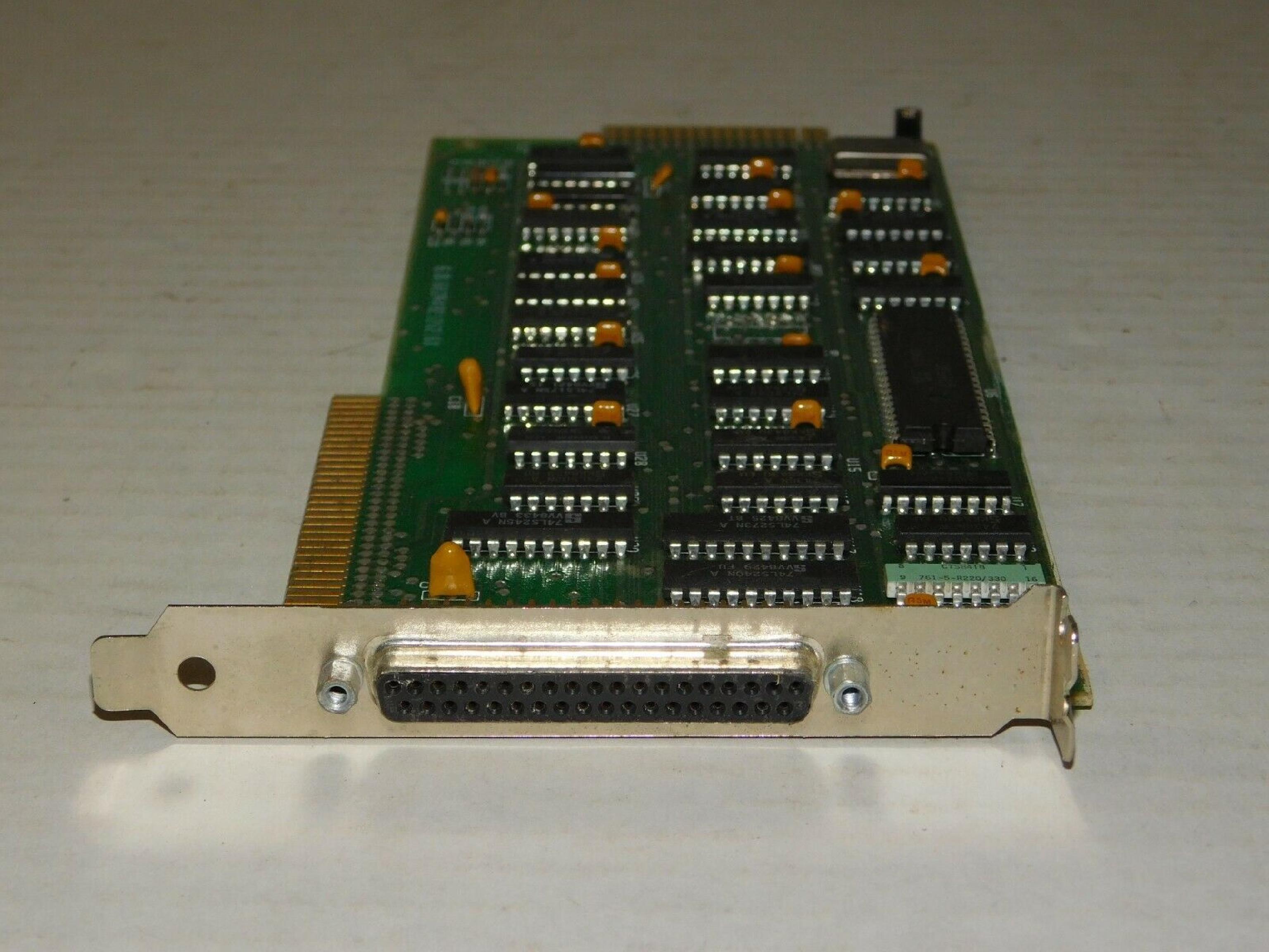 IBM 6181682 8BIT ISA FLOPPY CONTROLLER WITH DB37 EXTERNAL PORT AND 34PIN CARDEDGE INTERNAL PORT