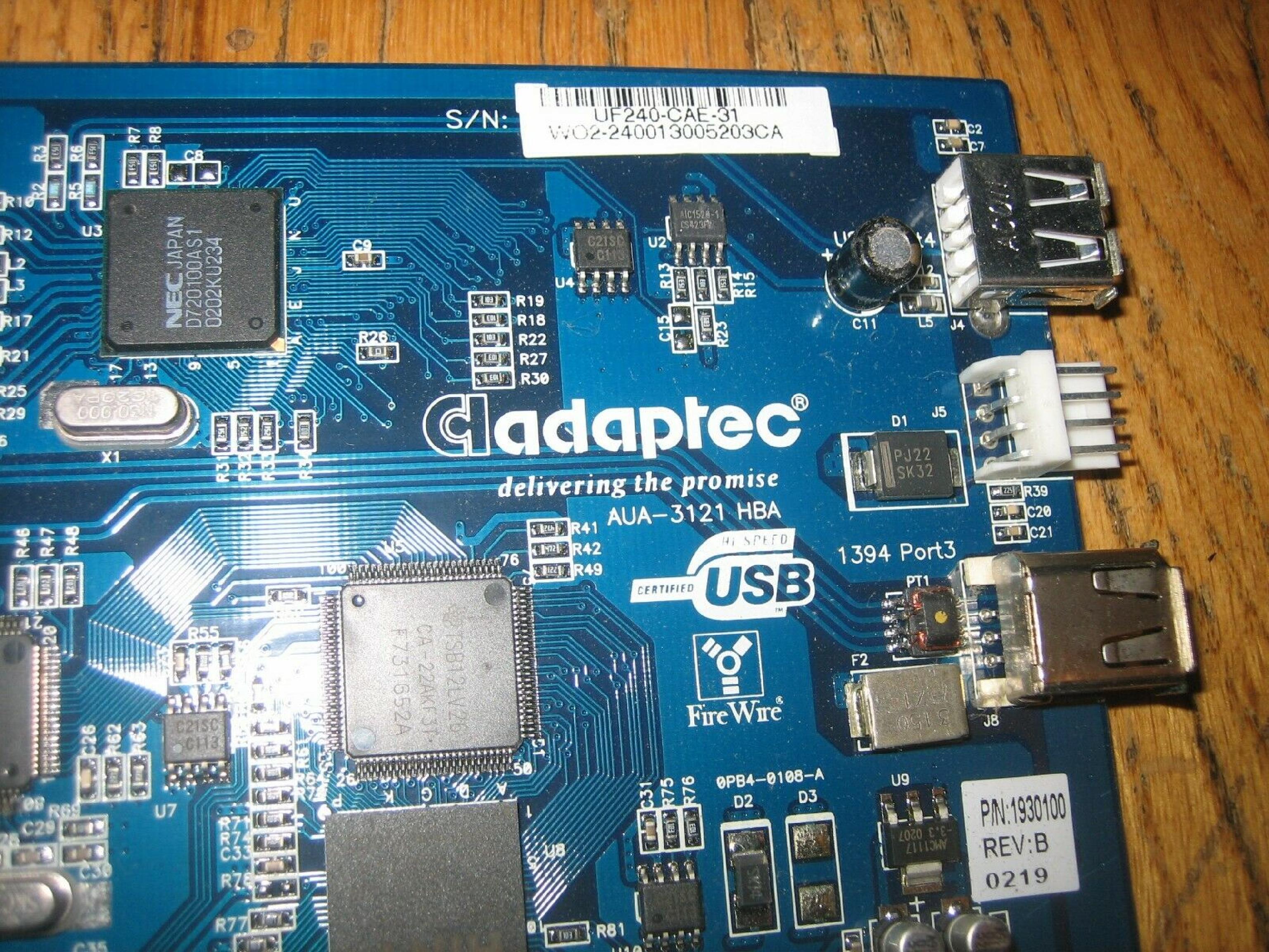 ADAPTEC AUA-3121 PCI 4 USB PORTS, 3 1394 FIRWIRE PORTS