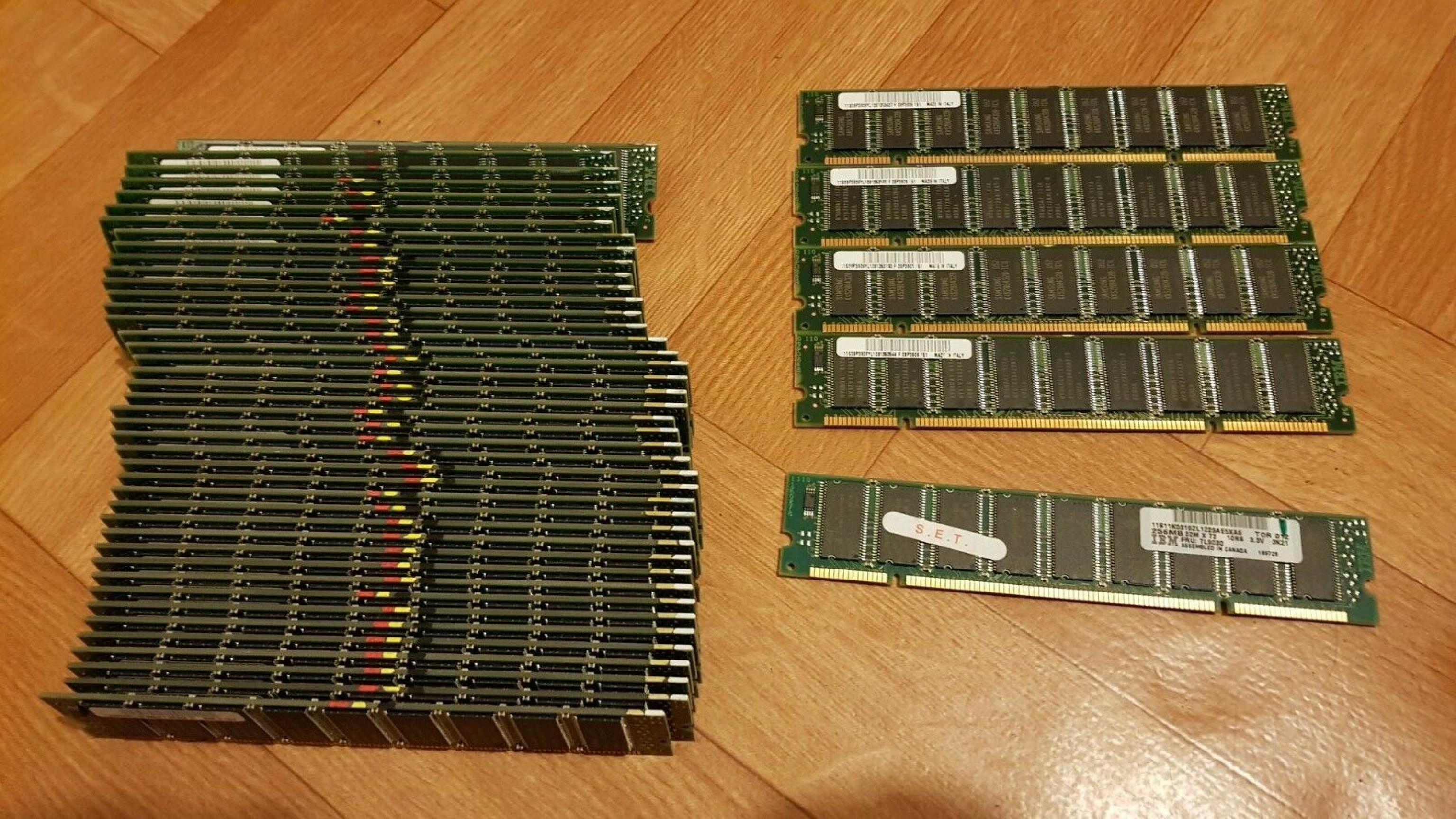 IBM 09P3868 512MB DIMM 200-PIN 10NS SDRAM