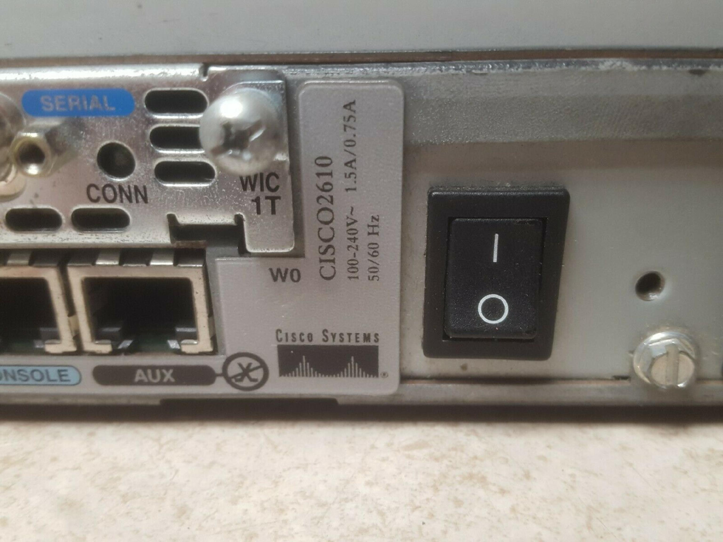 CISCO SYSTEMS CISCO2610 2610 SERIES ROUTER