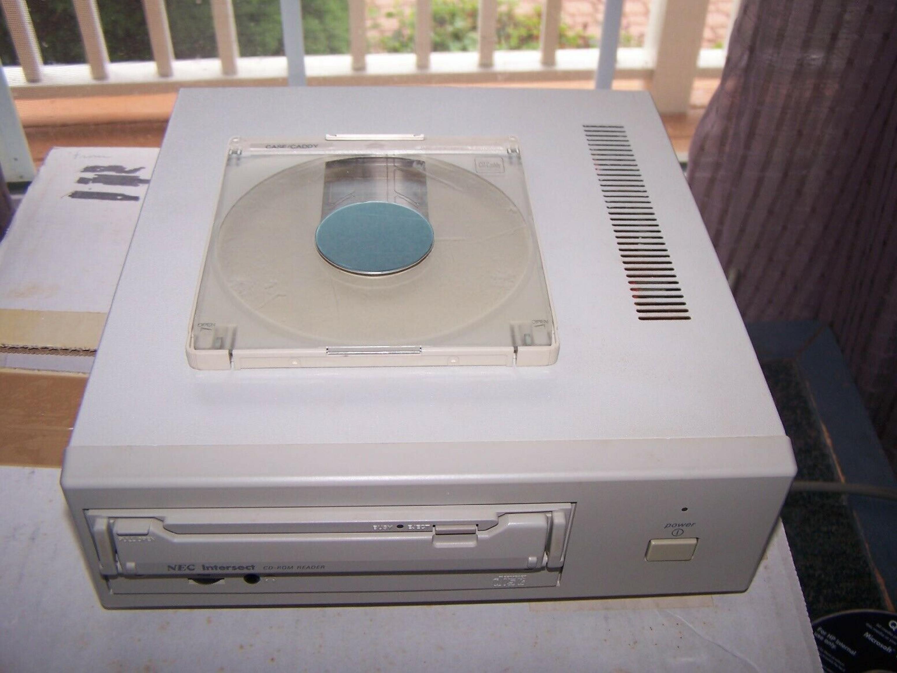 NEC CDR-74 EXTERNAL CD ROM DRIVE