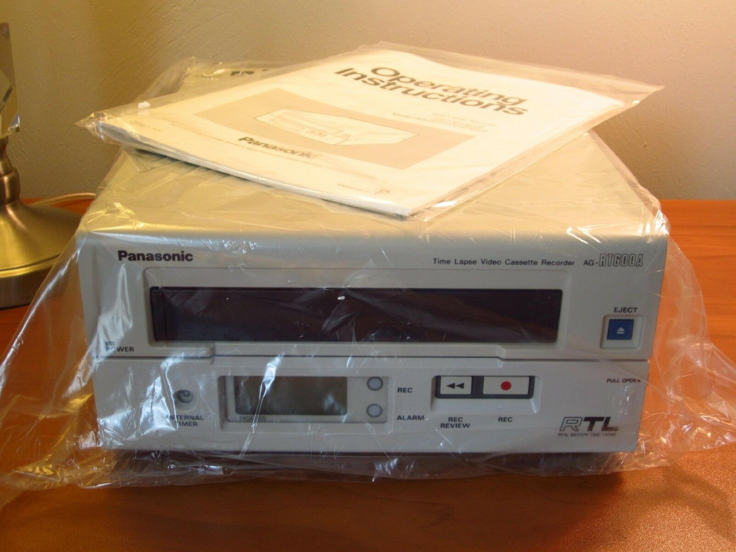 PANASONIC AG-RT600A TIME LAPSE VIDEO CASSETTE RECORDER