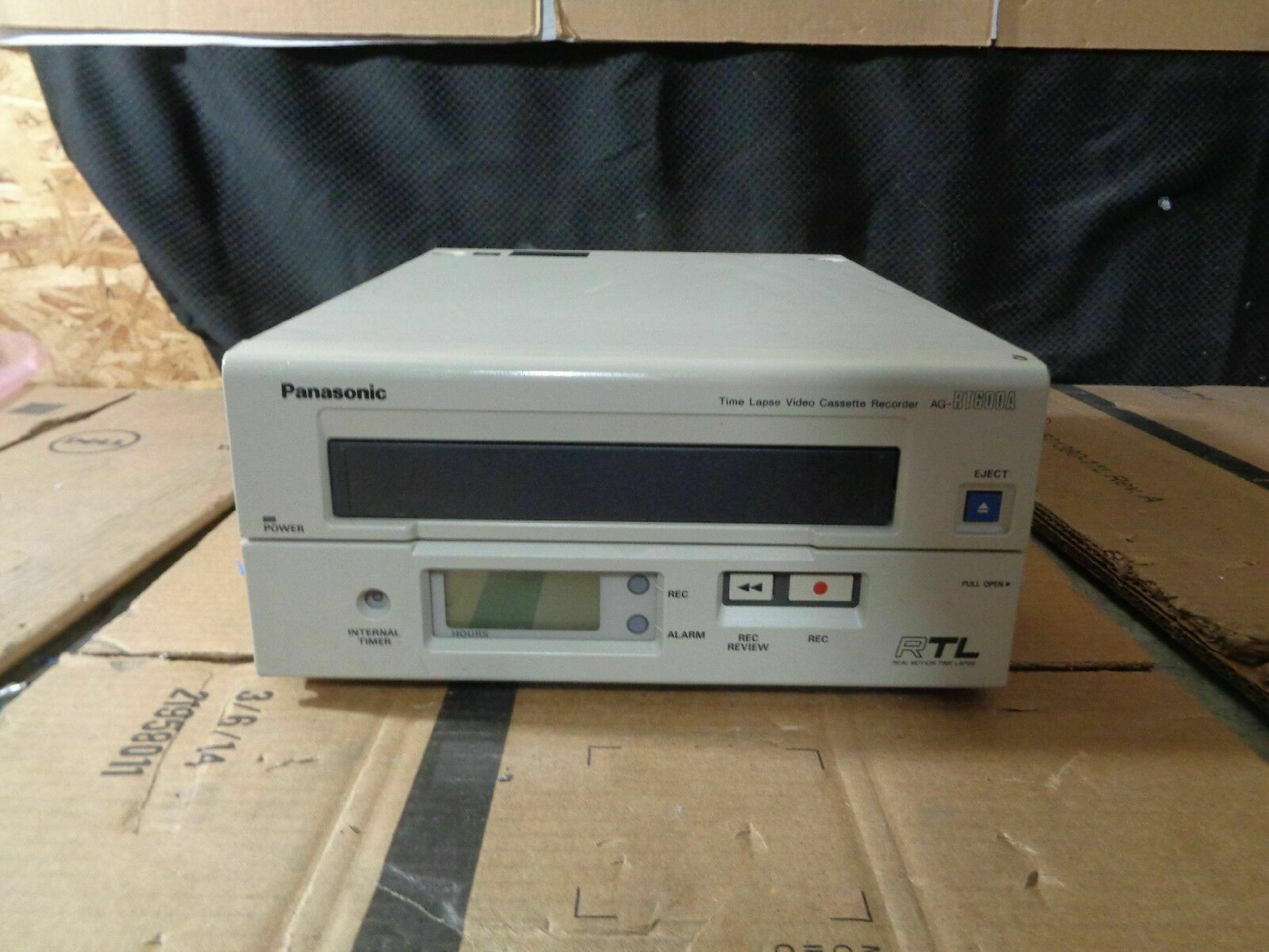 PANASONIC AG-RT600A TIME LAPSE VIDEO CASSETTE RECORDER