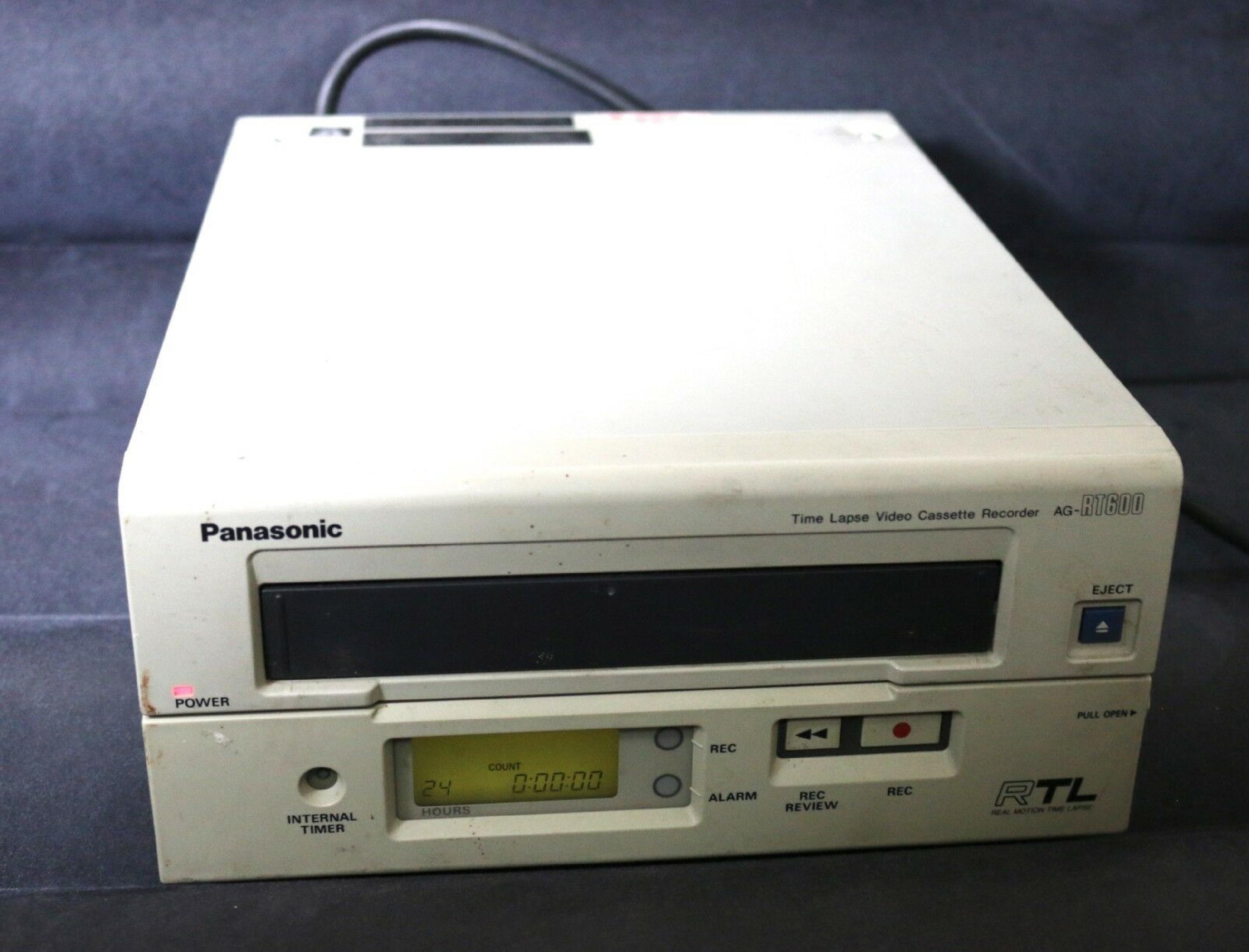 PANASONIC AG-RT600AP TIME LAPSE VIDEO CASSETTE RECORDER