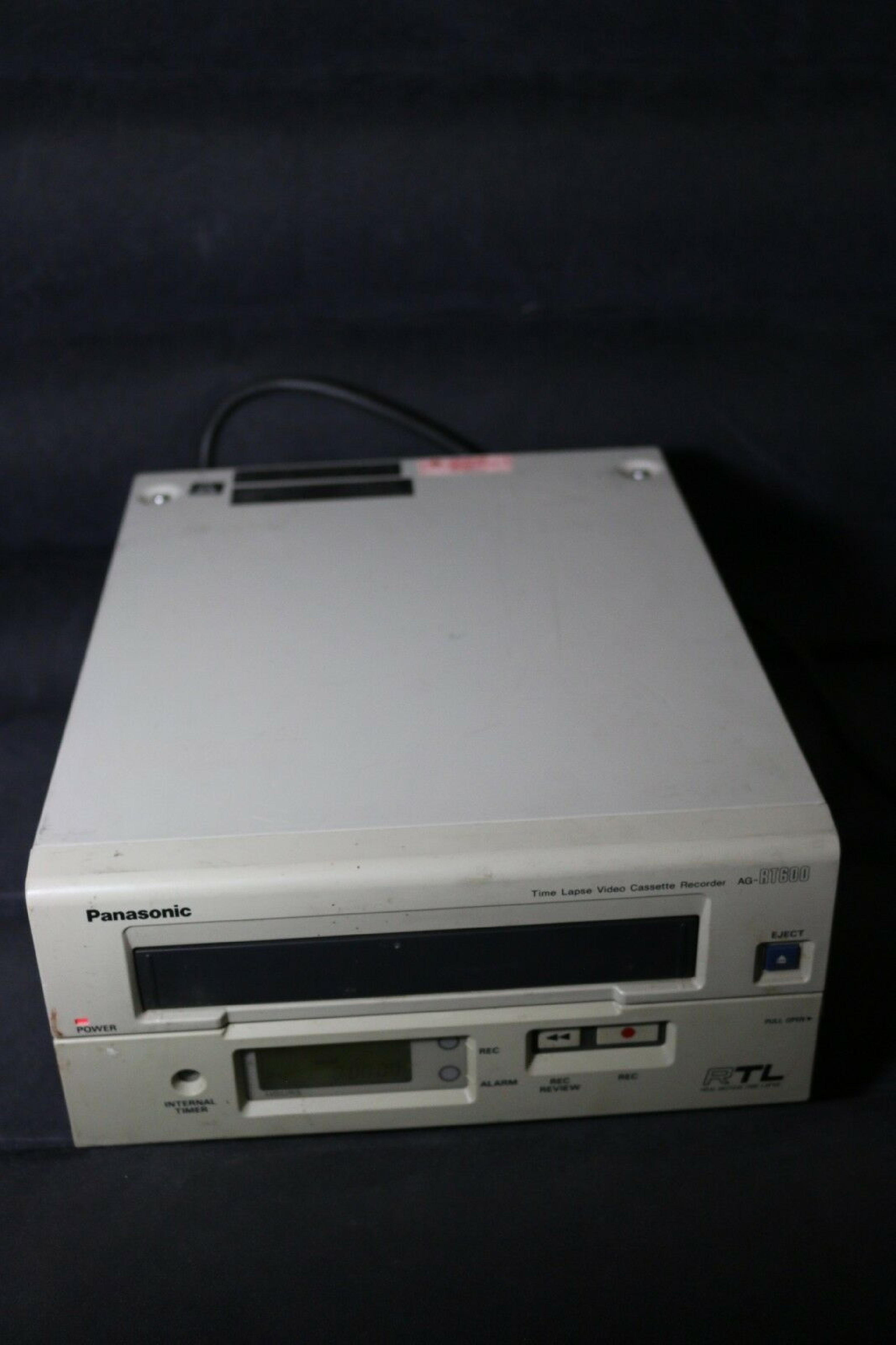 PANASONIC AG-RT600AP TIME LAPSE VIDEO CASSETTE RECORDER