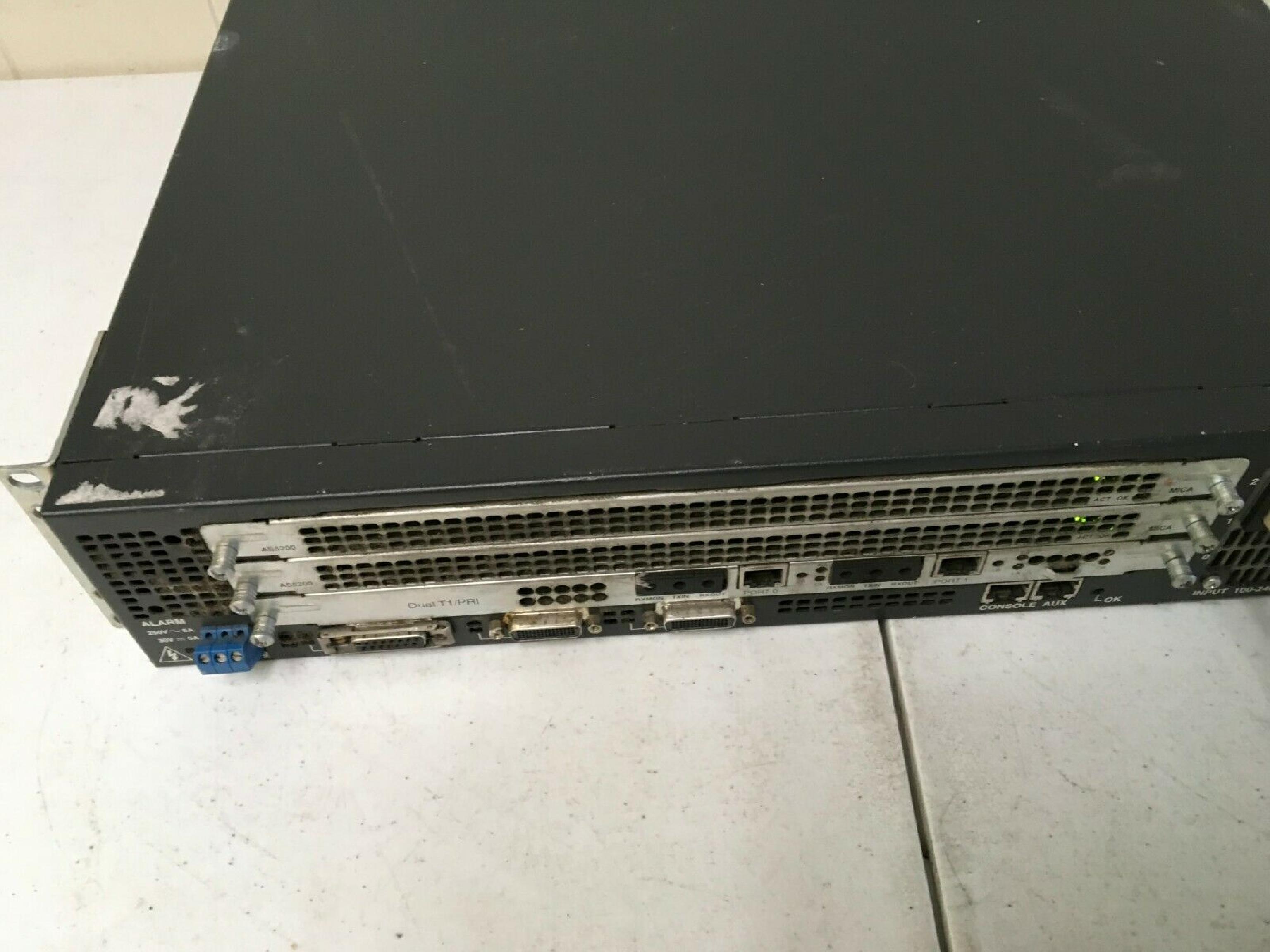 CISCO SYSTEMS AS5200 UNIVERSAL ACCESS SERVER